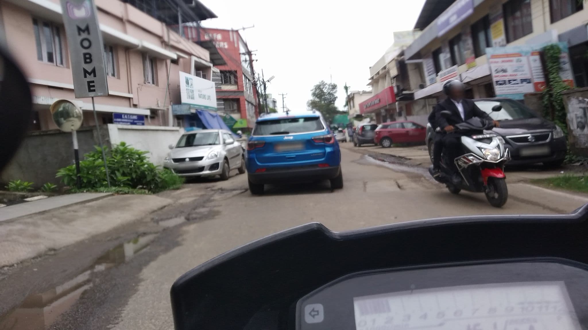 Street view near Chayakkada, Kanayannur — © jothishbabu (CC BY-SA · Mapillary)