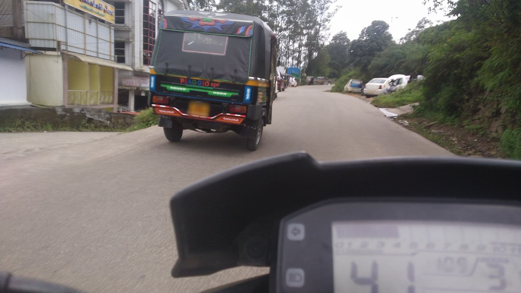 Street view near Hollyhock, Munnar — © jothishbabu (CC BY-SA · Mapillary)