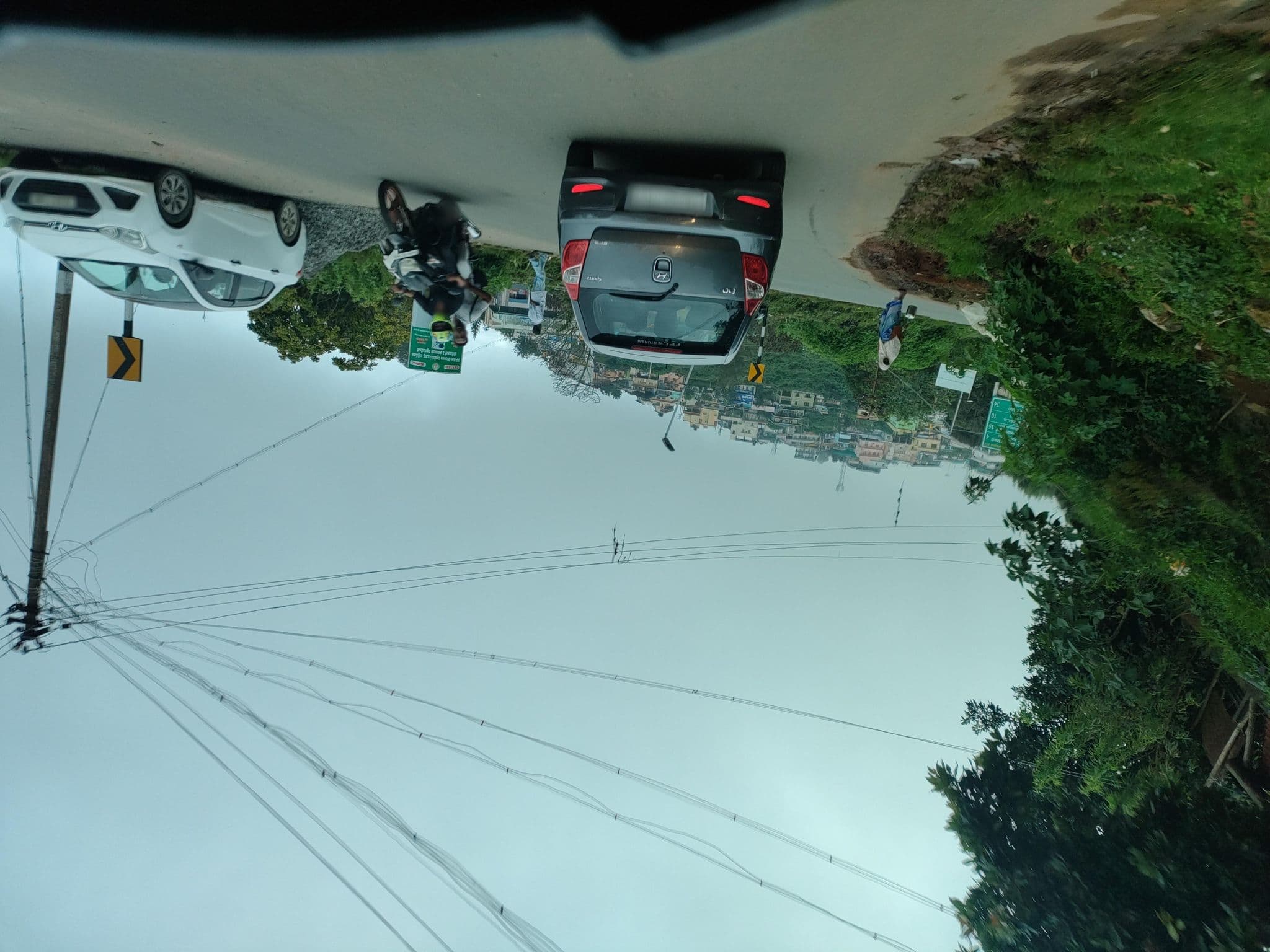 Street view near Edwins House, Kodaikānāl — © jothishbabu (CC BY-SA · Mapillary)