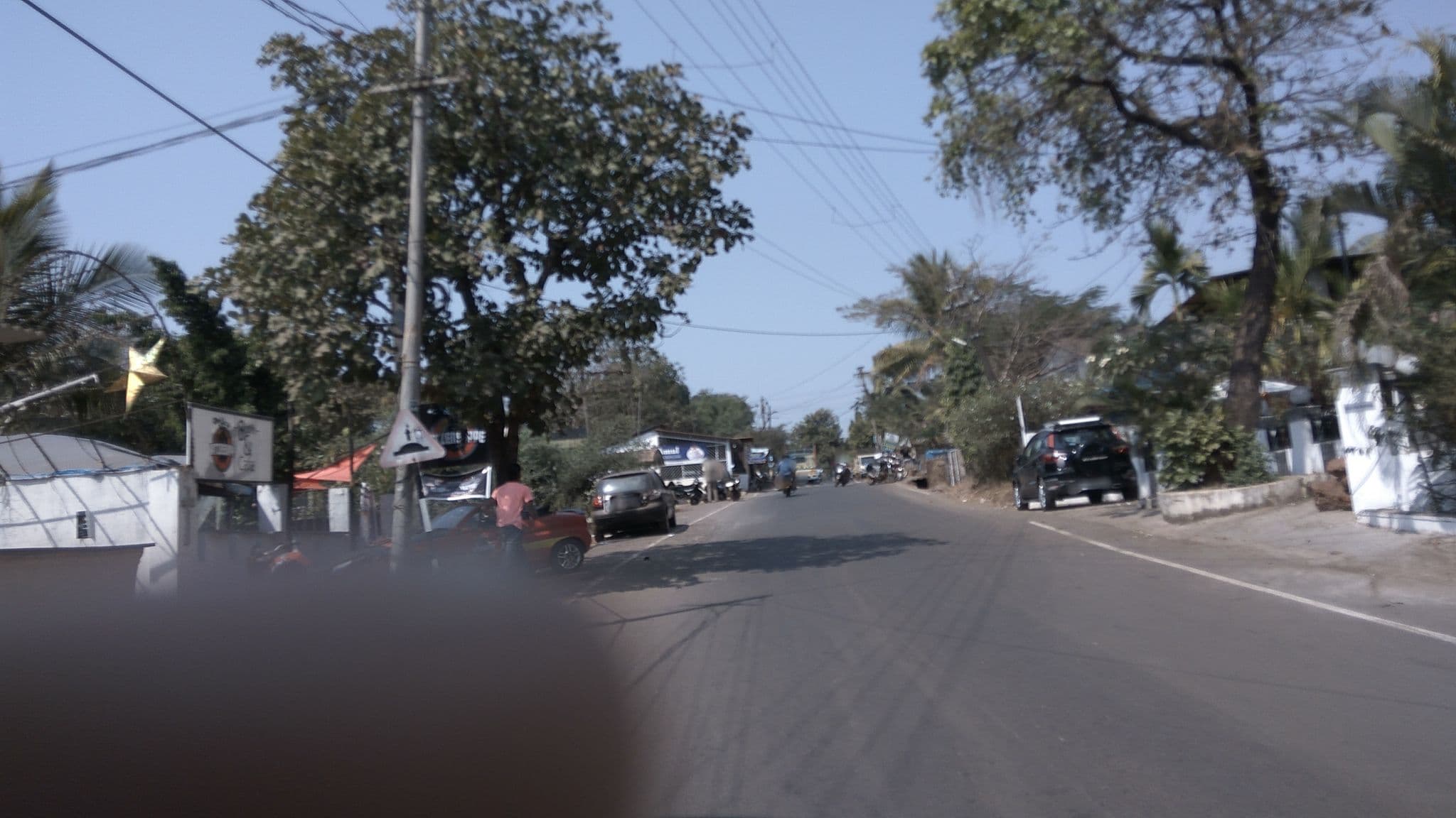 Street view near Aryans Resort, Vagator — © natarajakaveeti (CC BY-SA · Mapillary)