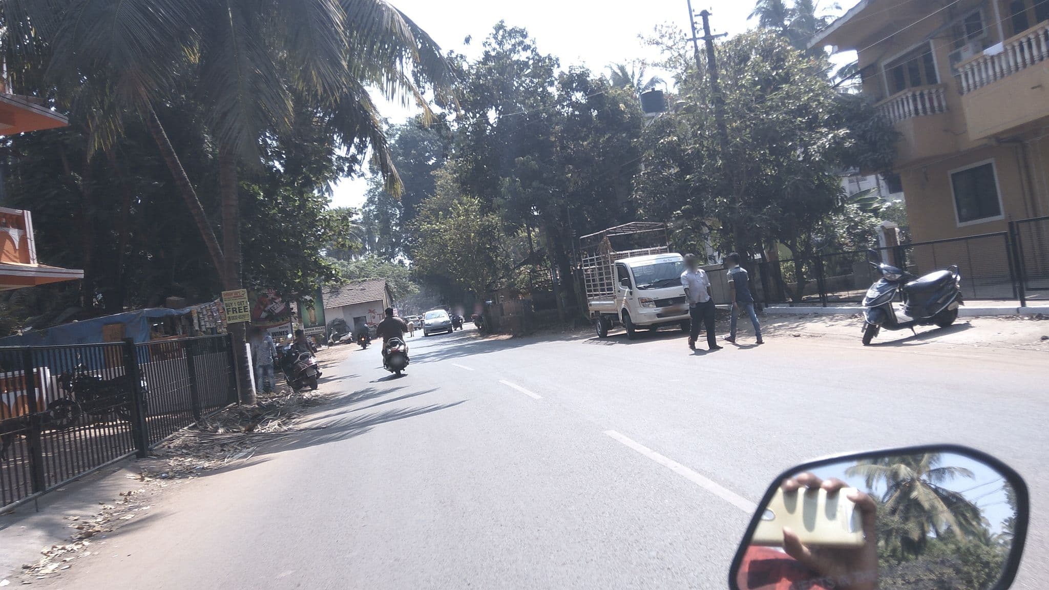 Street view near Crystal Cottage Guest House, Calangute — © natarajakaveeti (CC BY-SA · Mapillary)