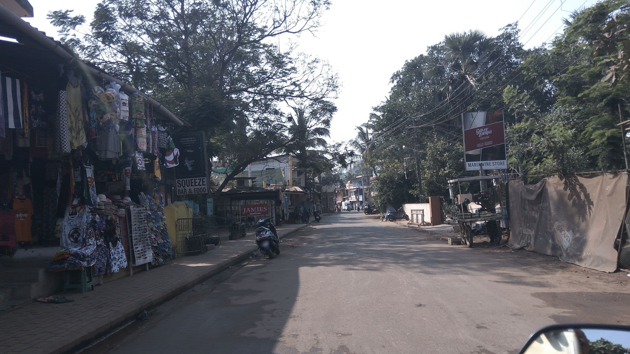 Street view near Baga Fantacia Beach Inn, Baga — © natarajakaveeti (CC BY-SA · Mapillary)
