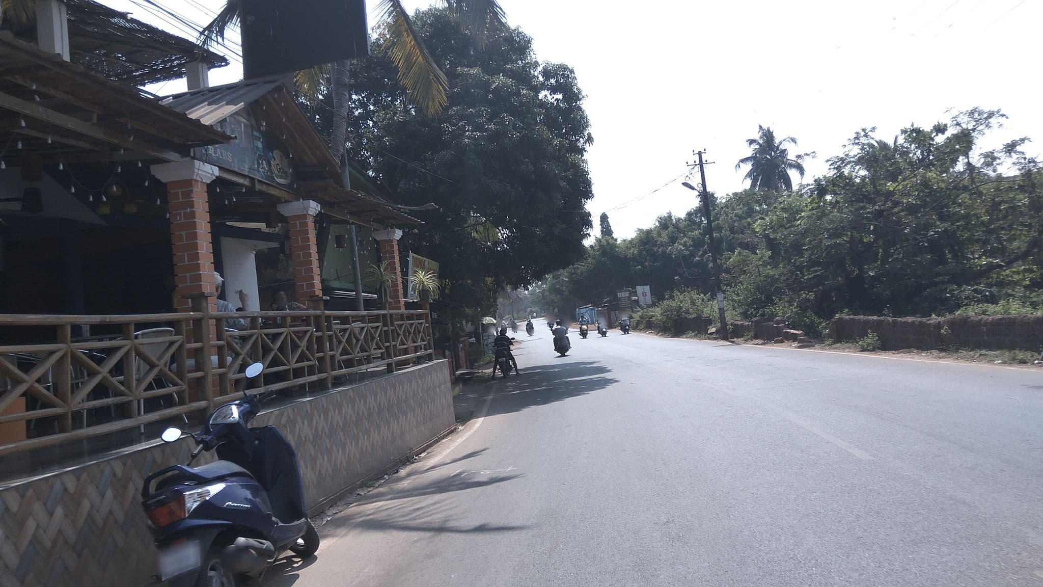 Street view near Presa Di Goa, Baga — © natarajakaveeti (CC BY-SA · Mapillary)
