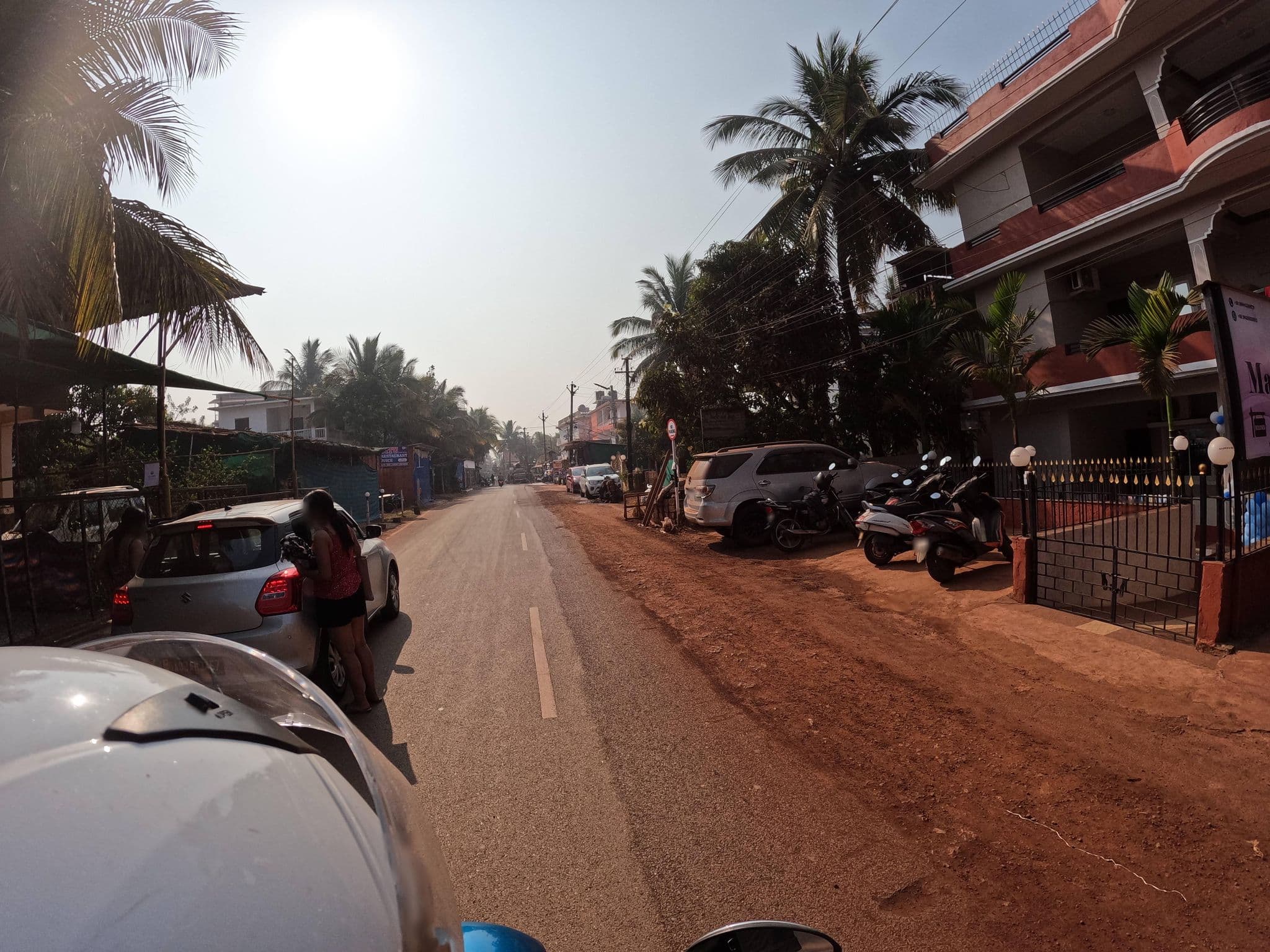 Street view near OYO 8065 Accovah Map5 Inn, Mandrem — © lucomsky (CC BY-SA · Mapillary)