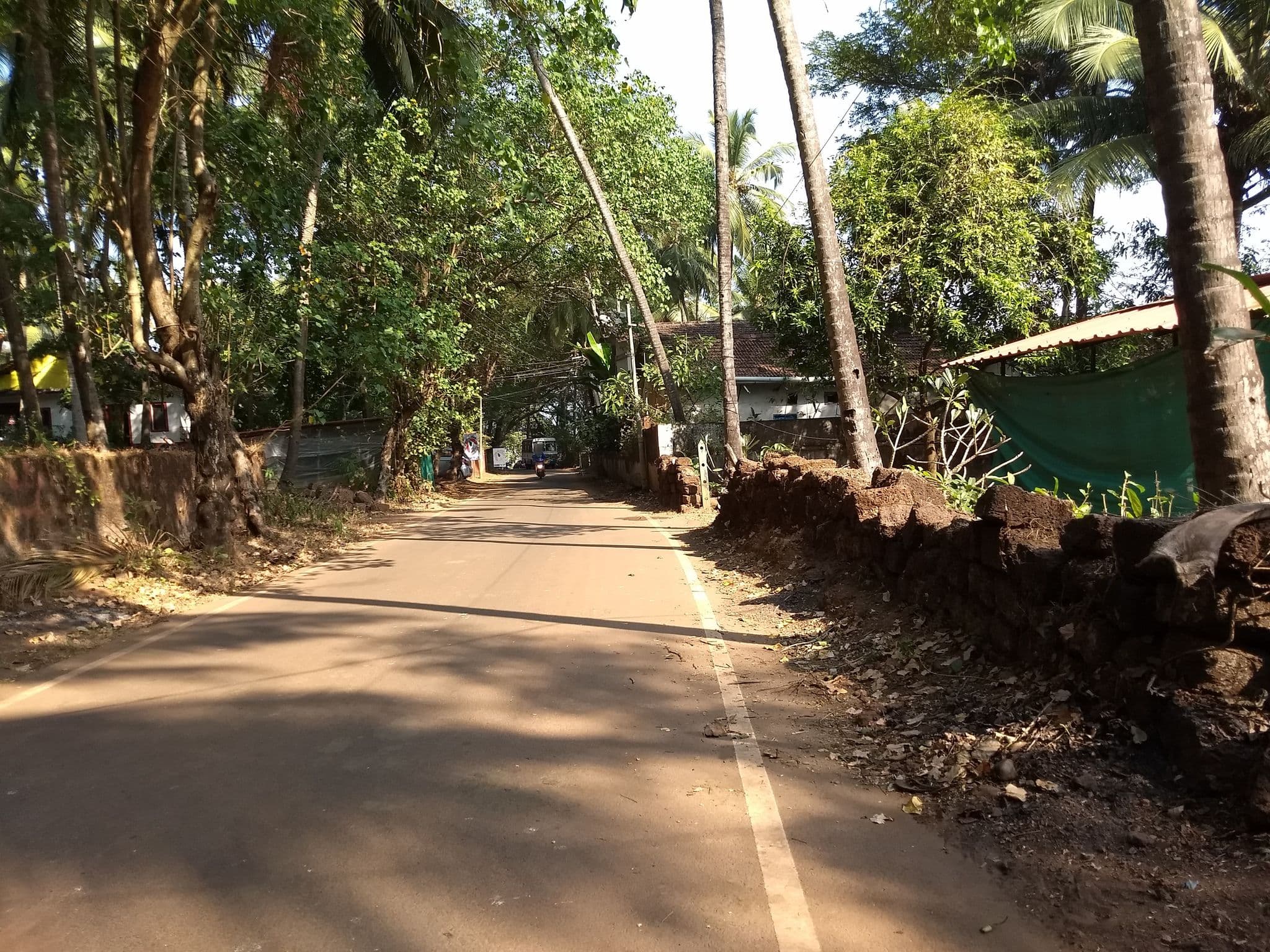 Street view near Casa De Olga, Vagator — © photomaps (CC BY-SA · Mapillary)