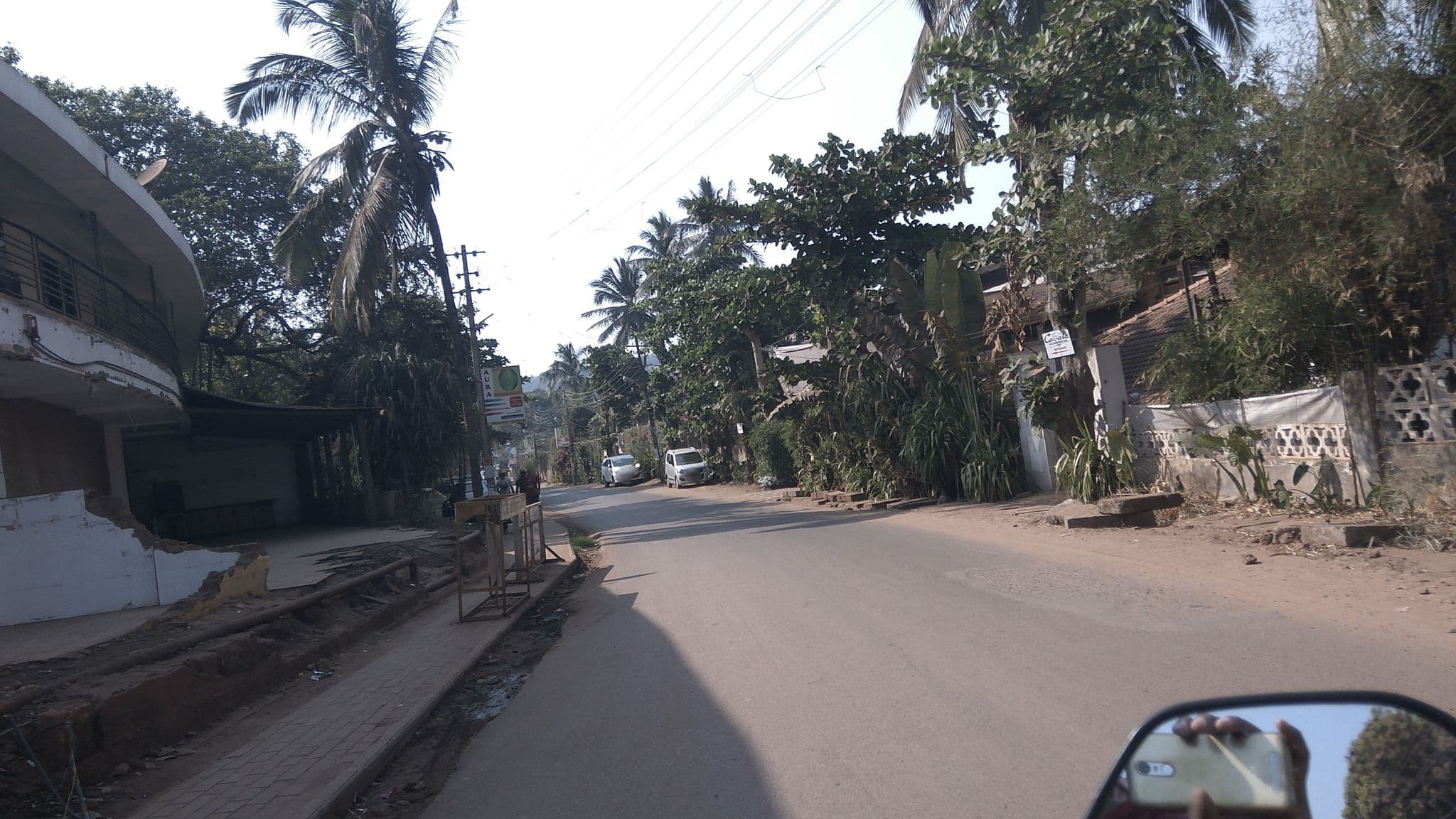 Street view near Jay-Jay's Rooms Baga, Baga — © natarajakaveeti (CC BY-SA · Mapillary)