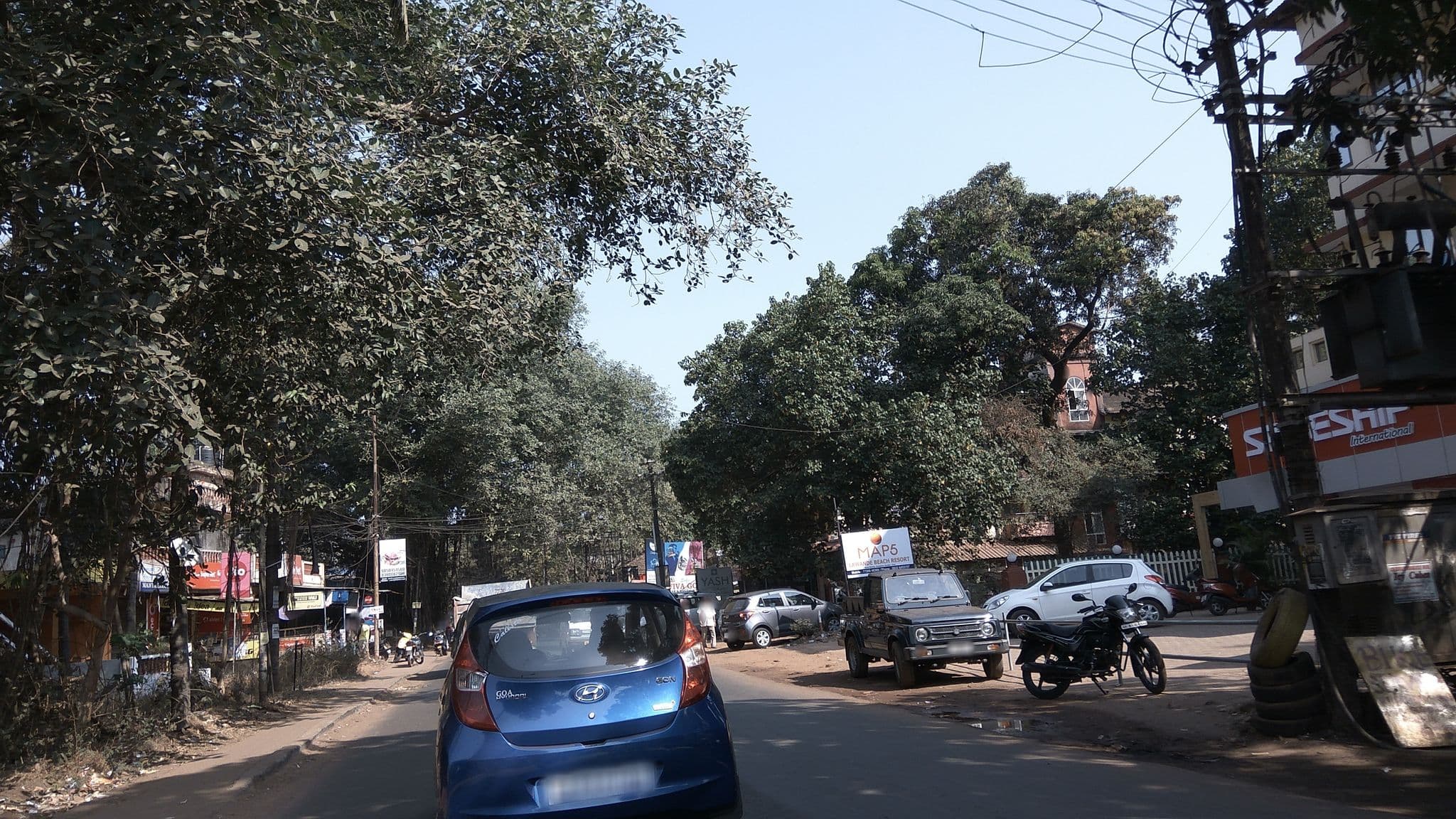 Street view near Lawande Beach Resort, Candolim — © natarajakaveeti (CC BY-SA · Mapillary)