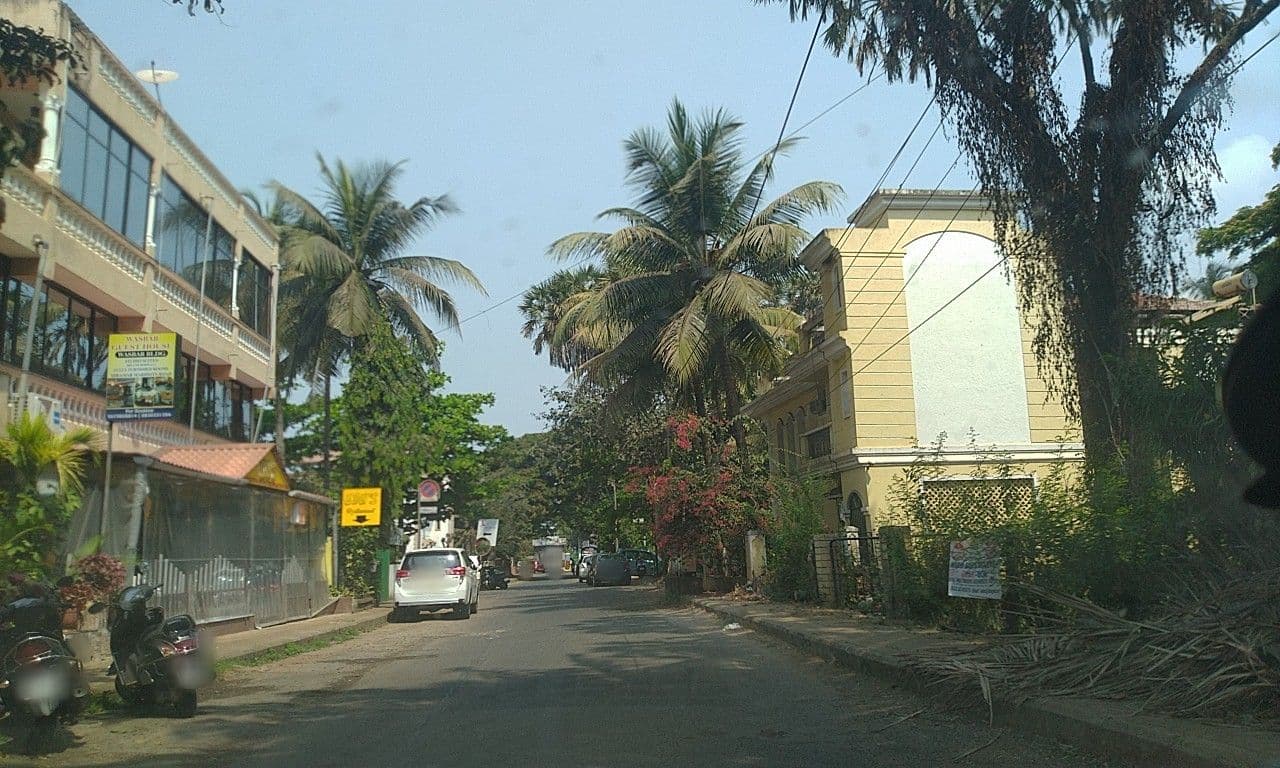 Street view near OYO Home 46476, Panjim — © edz3056 (CC BY-SA · Mapillary)