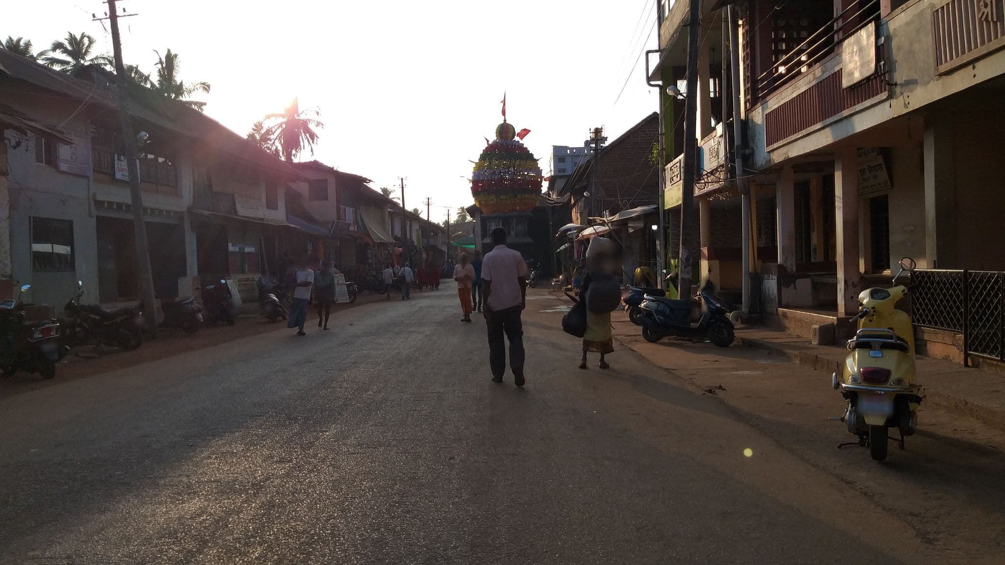 Street view near Look Sea Guest House, Gokarna — © lucomsky (CC BY-SA · Mapillary)