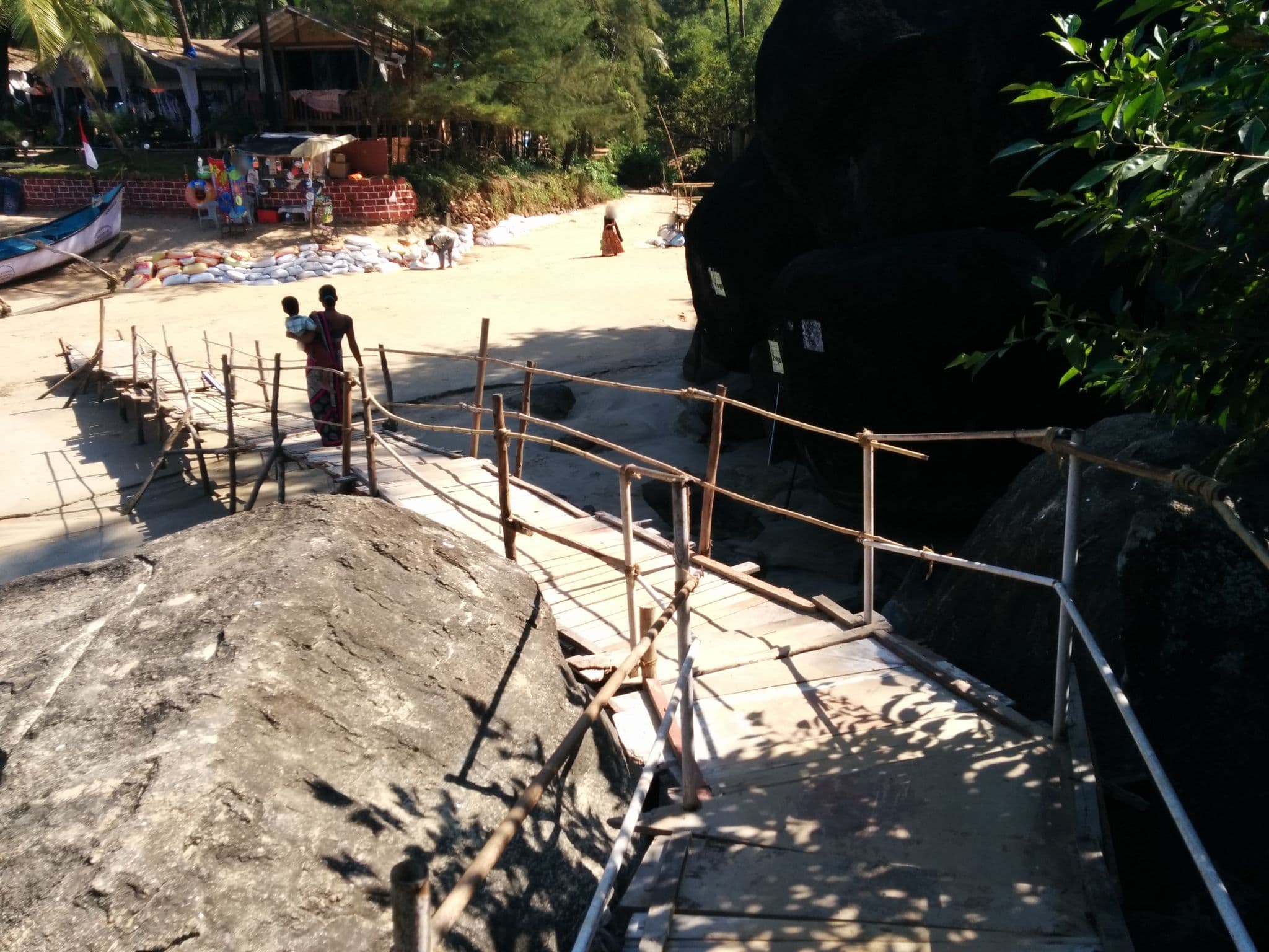 Street view near Chattai Beach Huts, Canacona — © sashazykov (CC BY-SA · Mapillary)