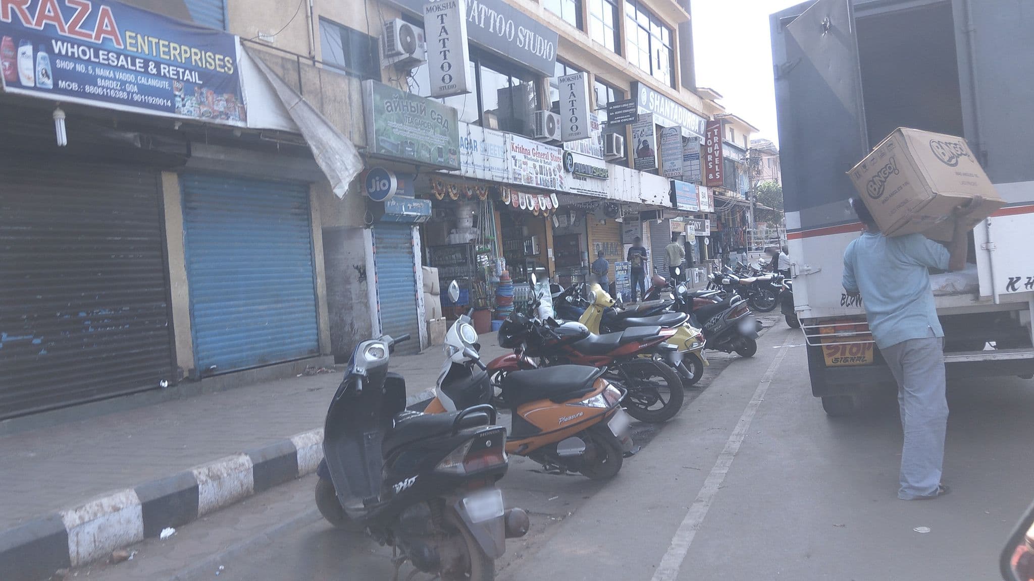 Street view near Goa Harmony Holiday Home, Calangute — © natarajakaveeti (CC BY-SA · Mapillary)