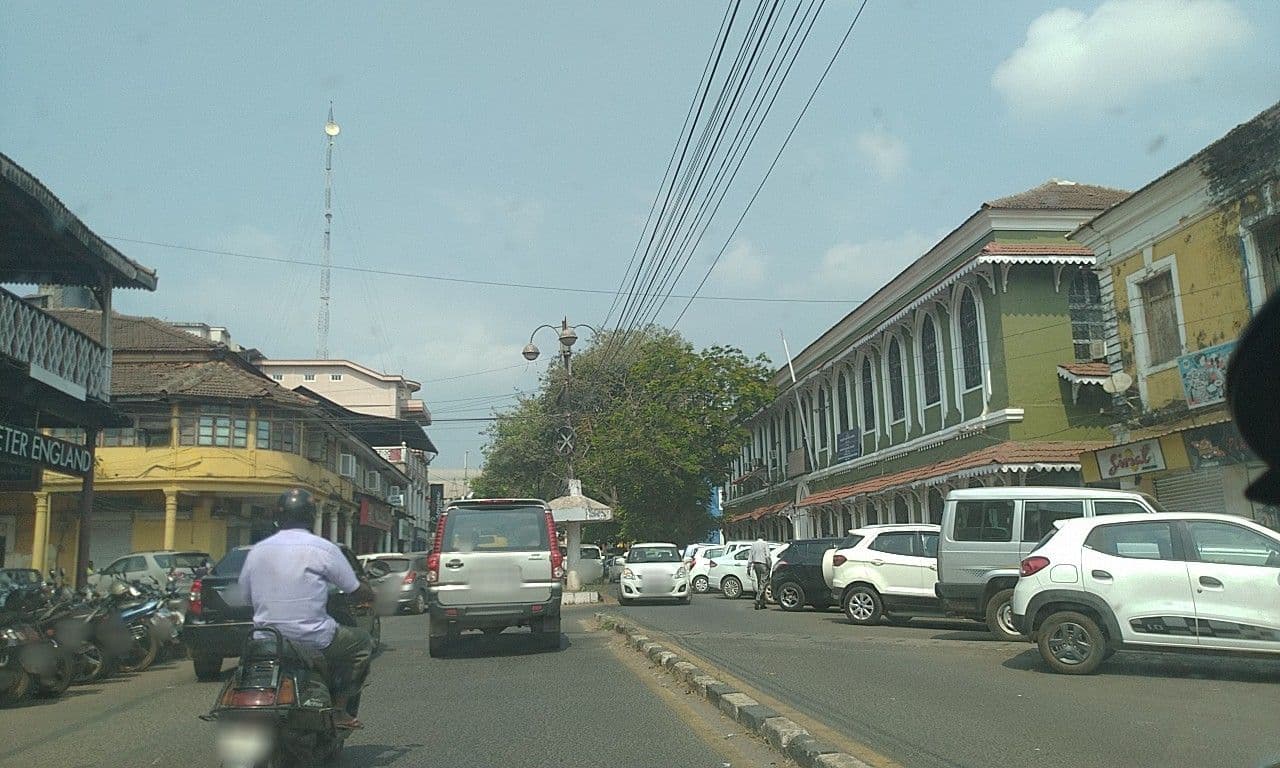 Street view near Jambul, Panjim — © edz3056 (CC BY-SA · Mapillary)