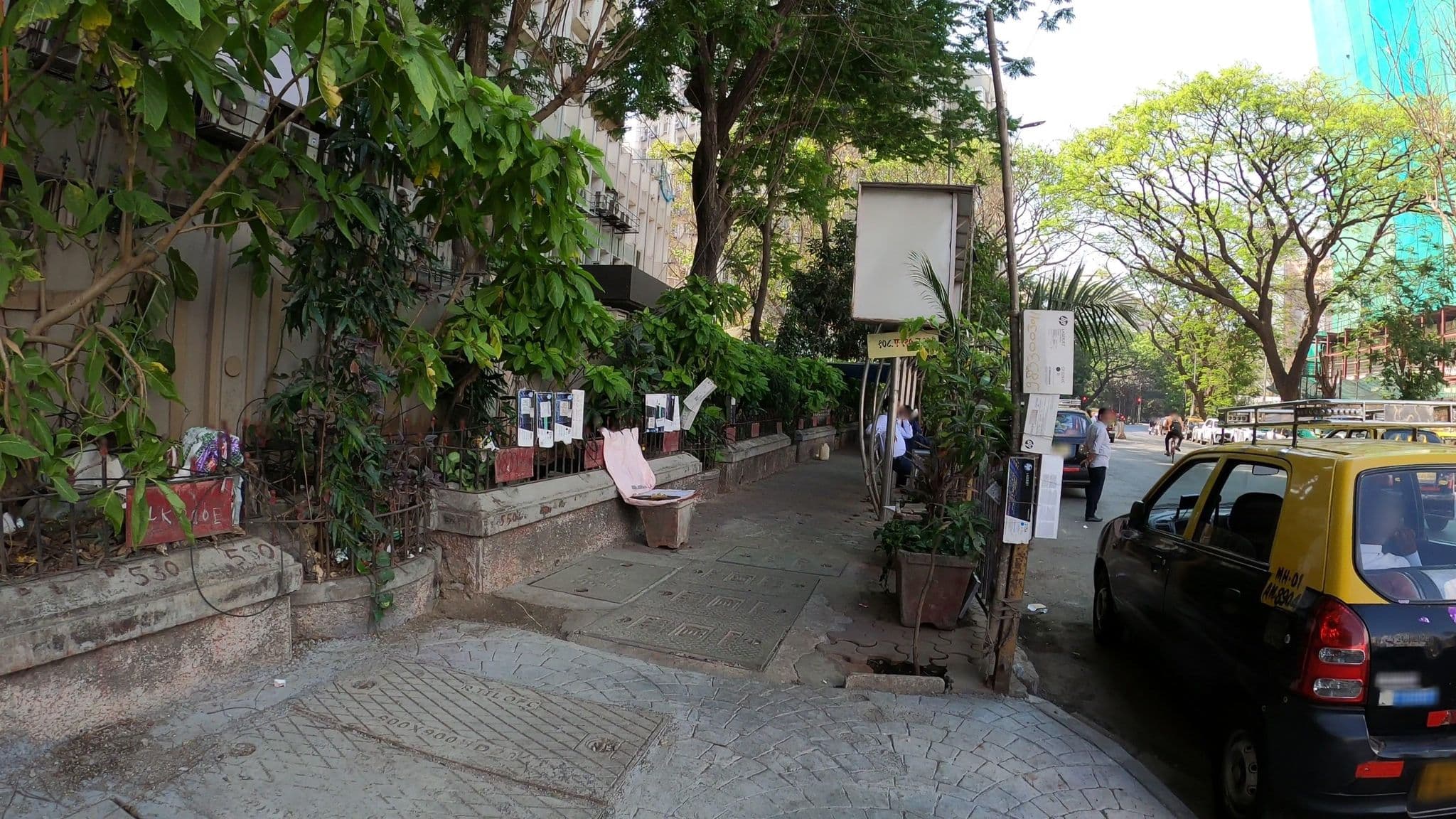 Street view near Sarovar Park Plaza, Kegaon — © WPStan (CC BY-SA · Mapillary)