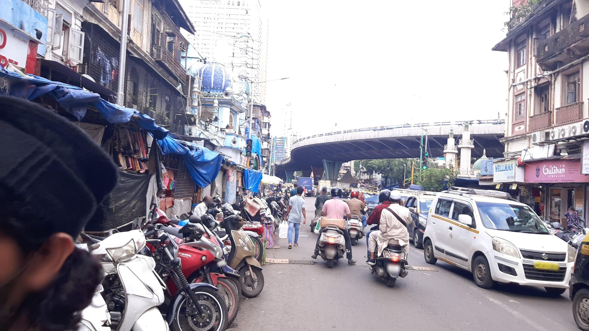 Street view near South India Guest House, Kegaon — © a17archives (CC BY-SA · Mapillary)