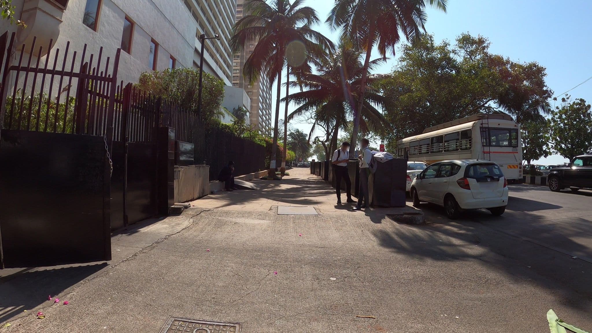 Street view near Oberoi Business Center, Kegaon — © WPStan (CC BY-SA · Mapillary)