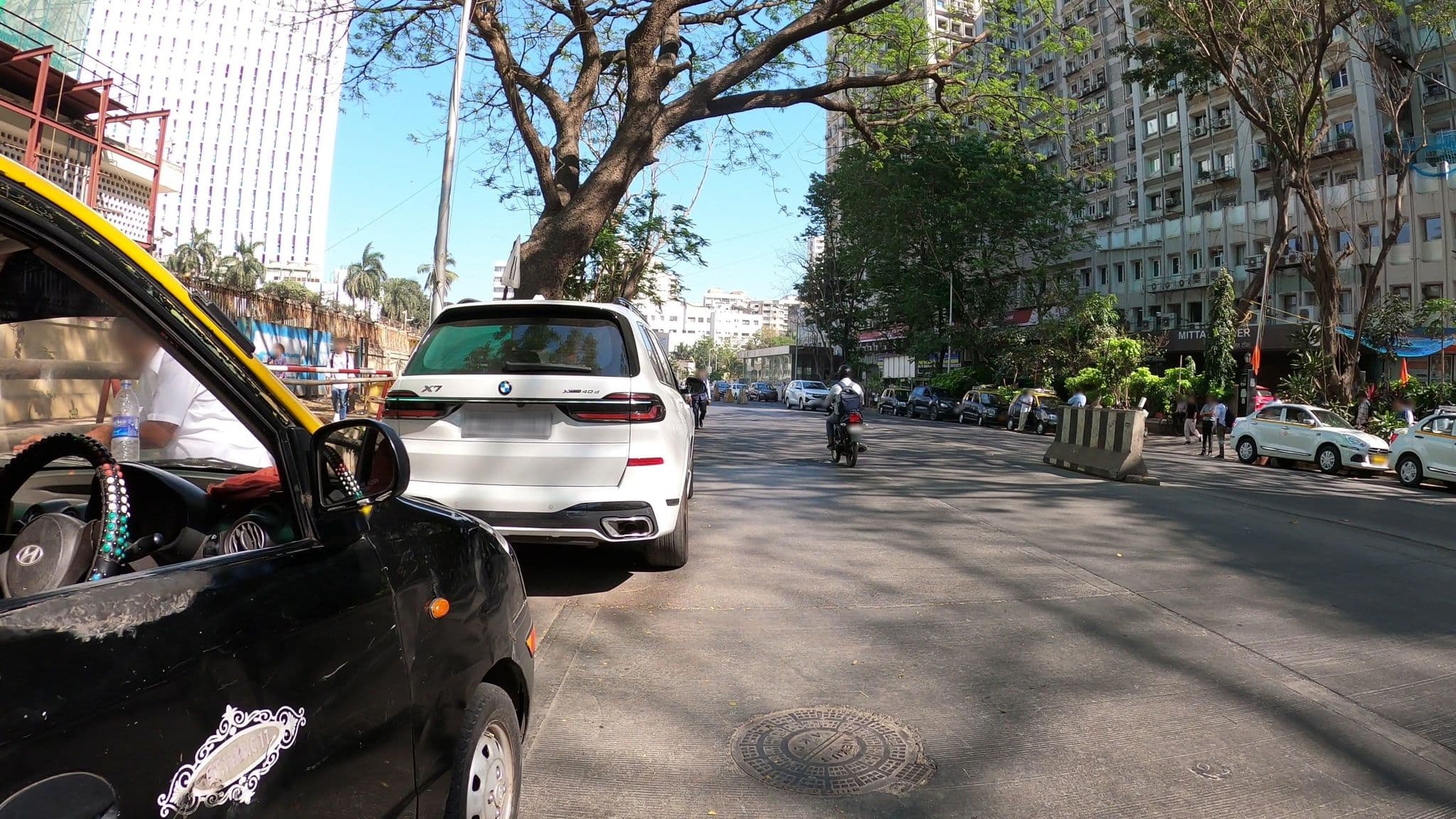 Street view near Hotel The Emerald, Kegaon — © WPStan (CC BY-SA · Mapillary)