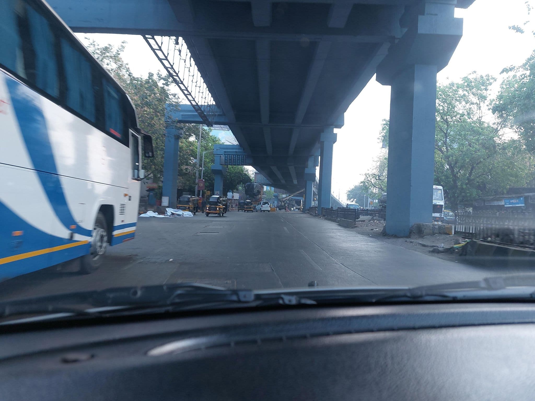 Street view near Ashray International, Dhārāvi — © NiharikaY (CC BY-SA · Mapillary)
