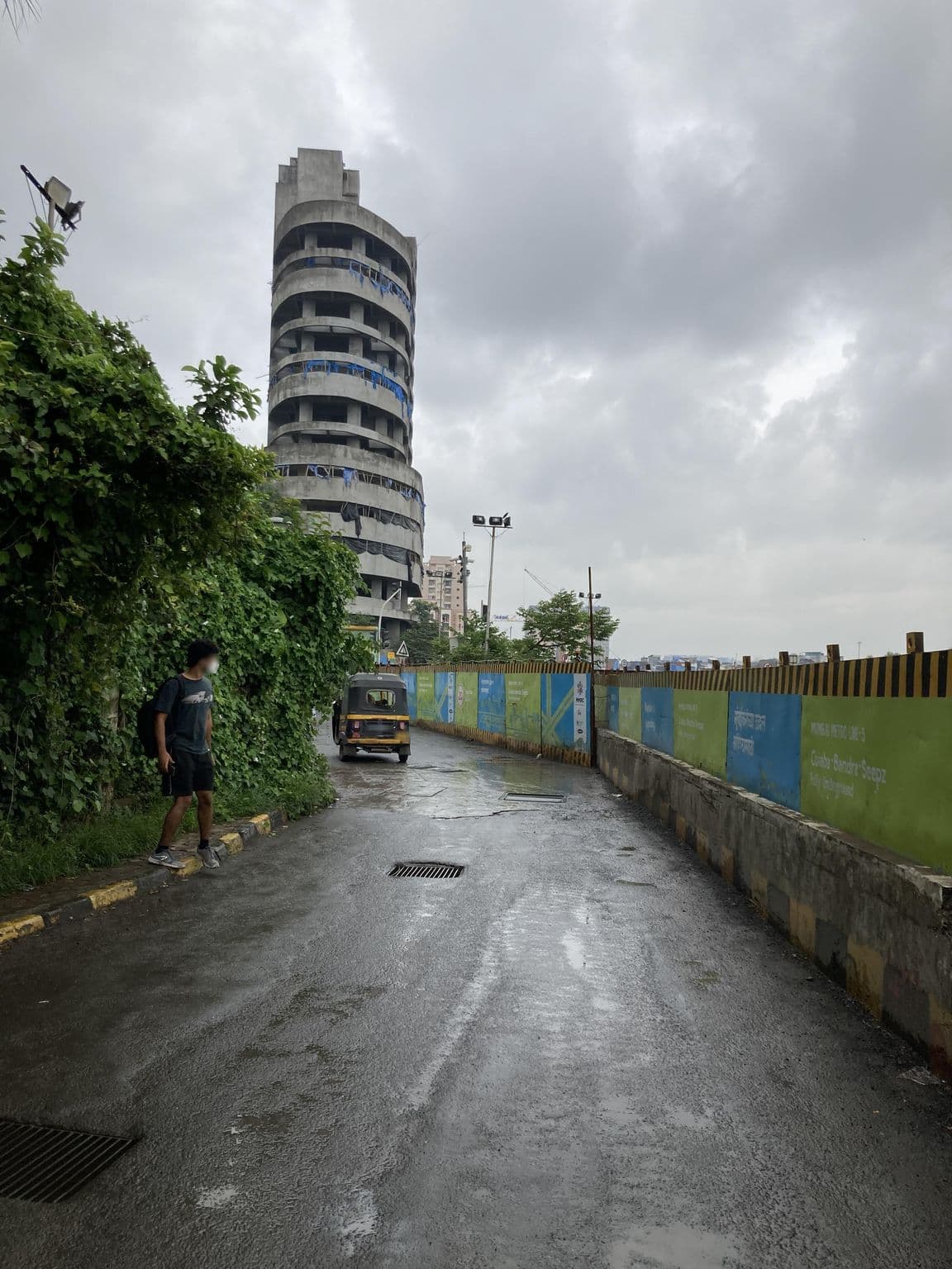 Street view near Mahindra Guest house, Jasmine, Dhārāvi — © IBI (CC BY-SA · Mapillary)