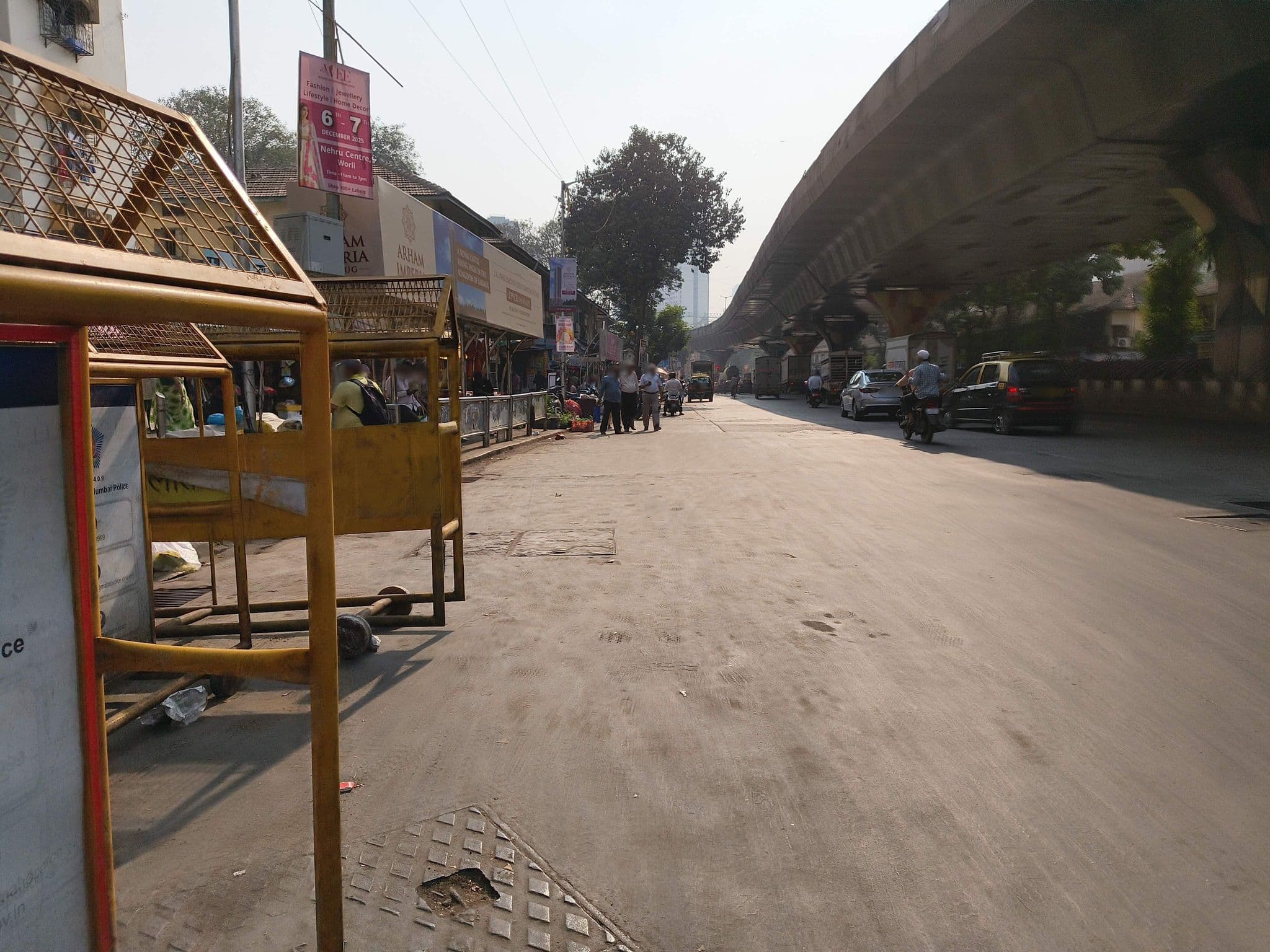 Street view near OYO 3931 Hotel Hiramani, Dhārāvi — © WPStan (CC BY-SA · Mapillary)