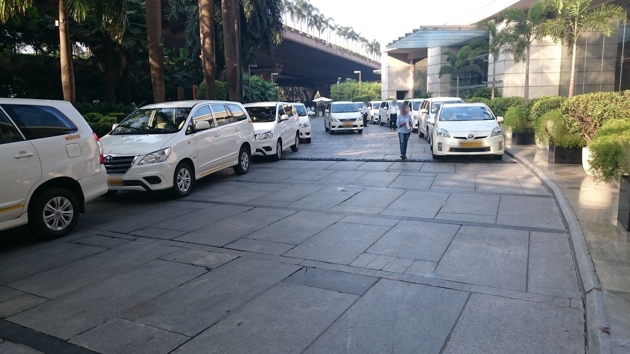 Street view near Room212@HyattRegencyMumbai, Mumbai — © dotir04 (CC BY-SA · Mapillary)