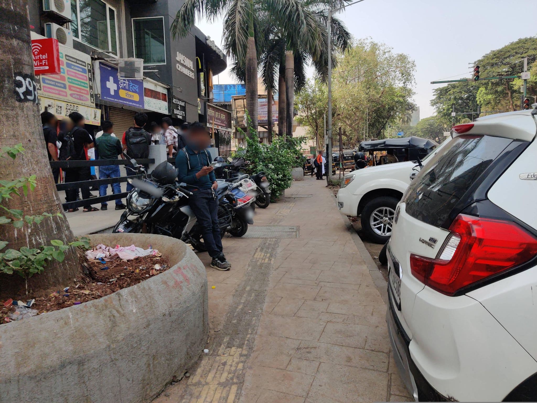 Street view near Treebo J ESVI, Powai — © WP_At (CC BY-SA · Mapillary)