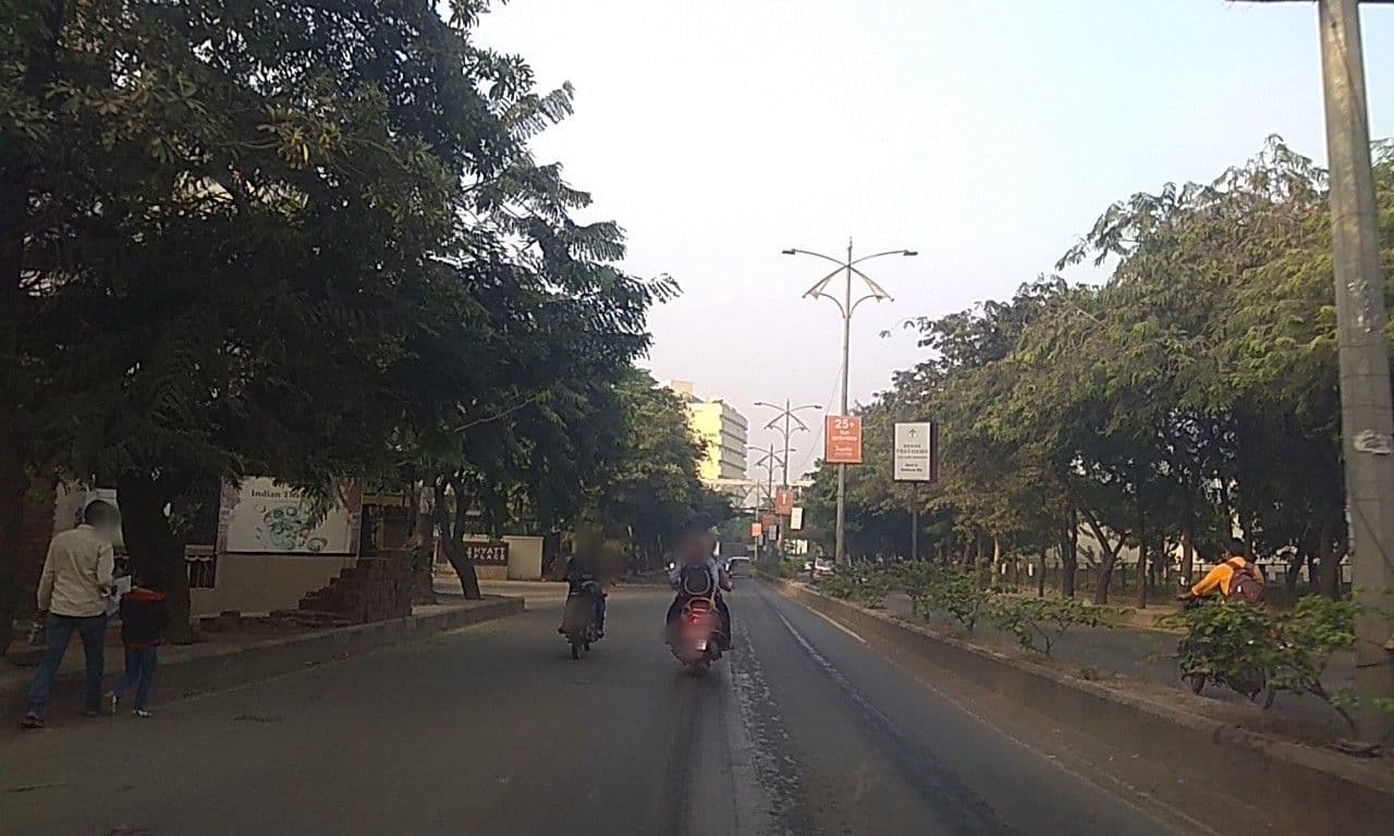 Street view near Hyatt Place, Hinjawadi — © natarajakaveeti (CC BY-SA · Mapillary)