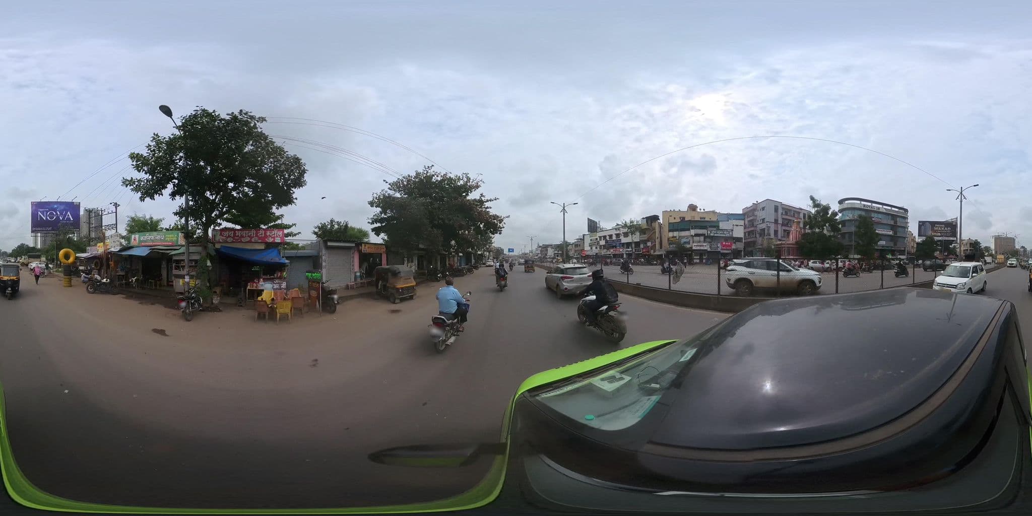 Street view near Hotel Satish Executive, Hinjawadi — © skysign (CC BY-SA · Mapillary)