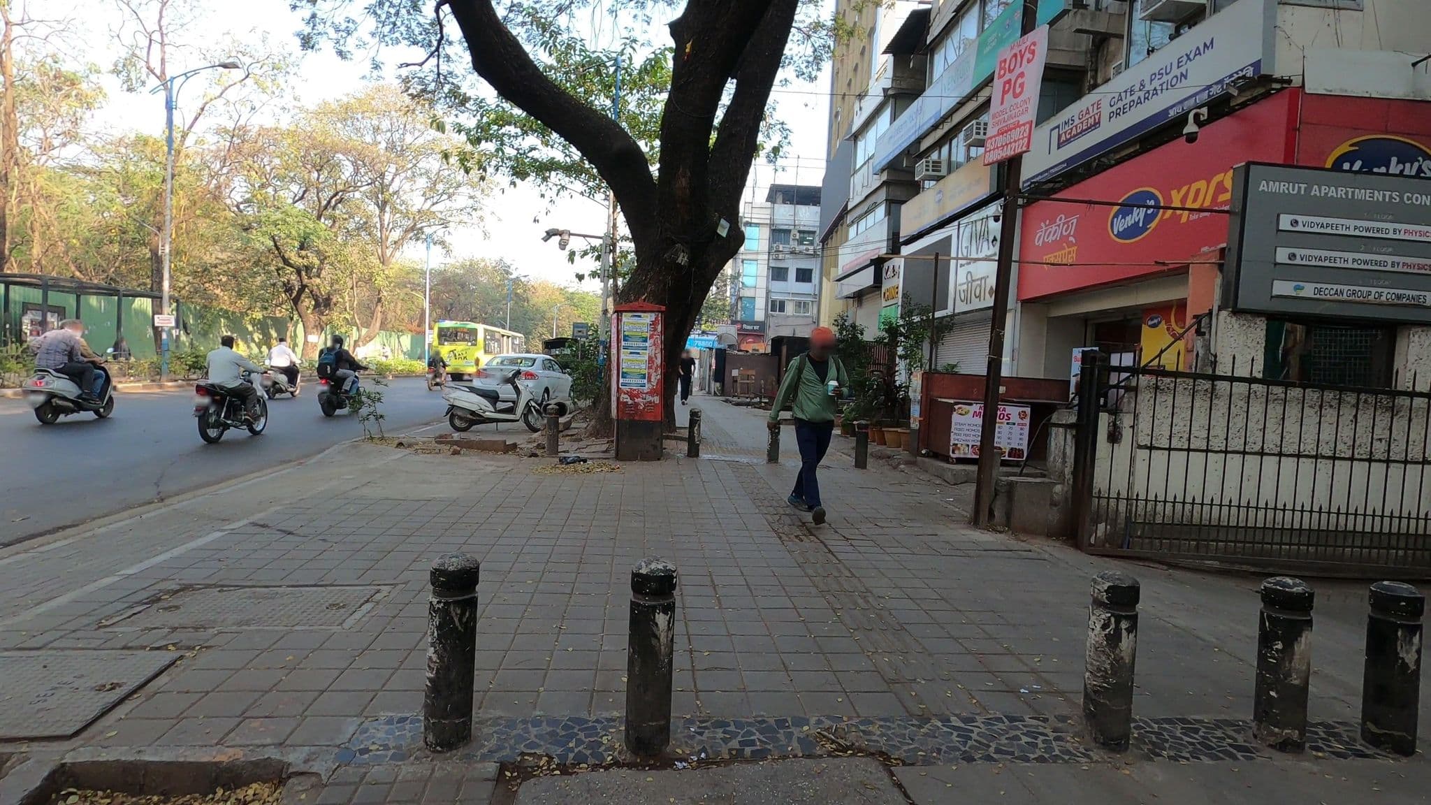 Street view near Ketan, Pune — © WPStan (CC BY-SA · Mapillary)