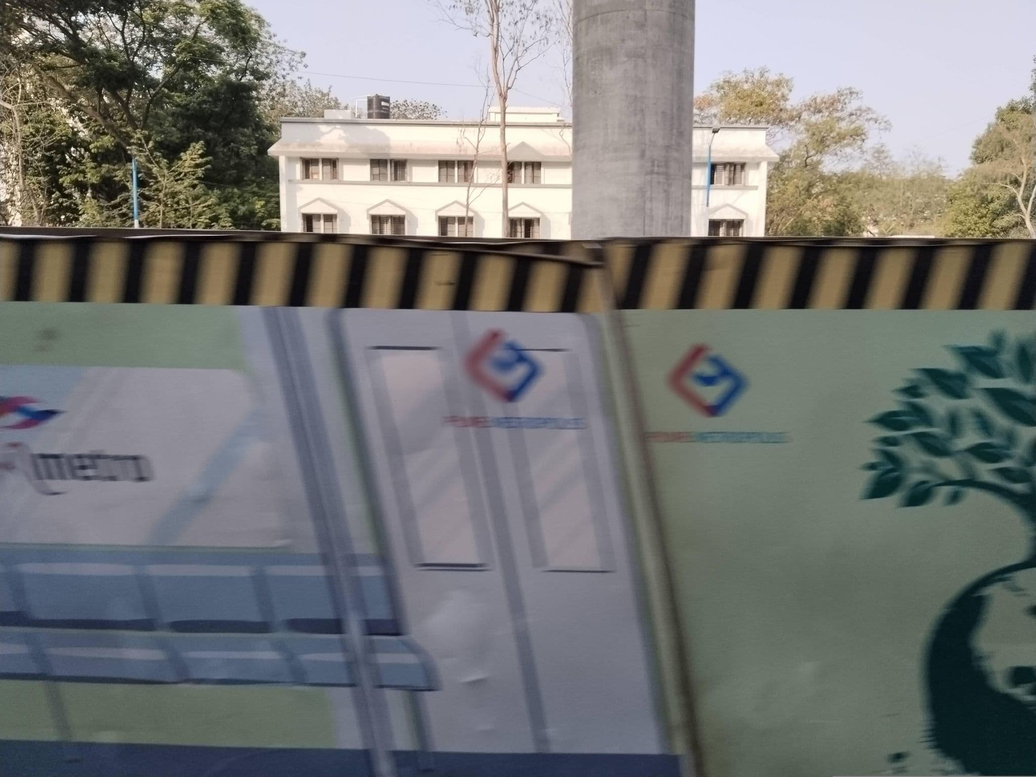 Street view near Hotel Sahara, Shivaji Nagar — © prajaktakhilari (CC BY-SA · Mapillary)