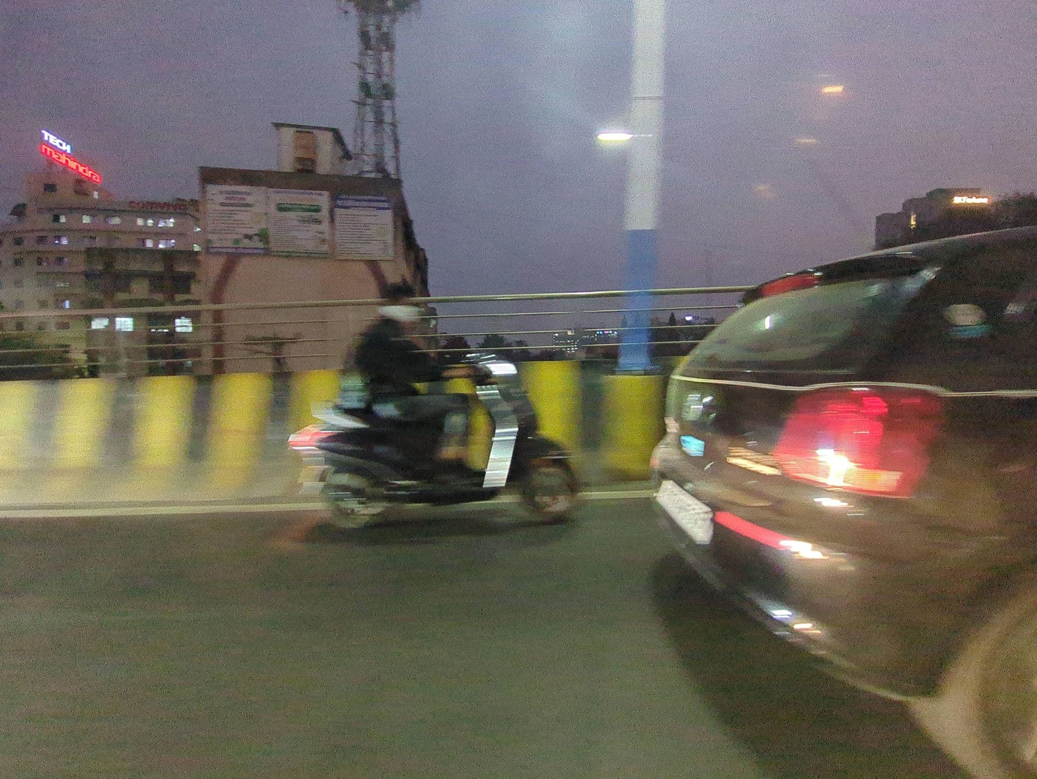 Street view near Hotel Lavangi Mirchi Kolhapurchi, Pune — © rdugal (CC BY-SA · Mapillary)