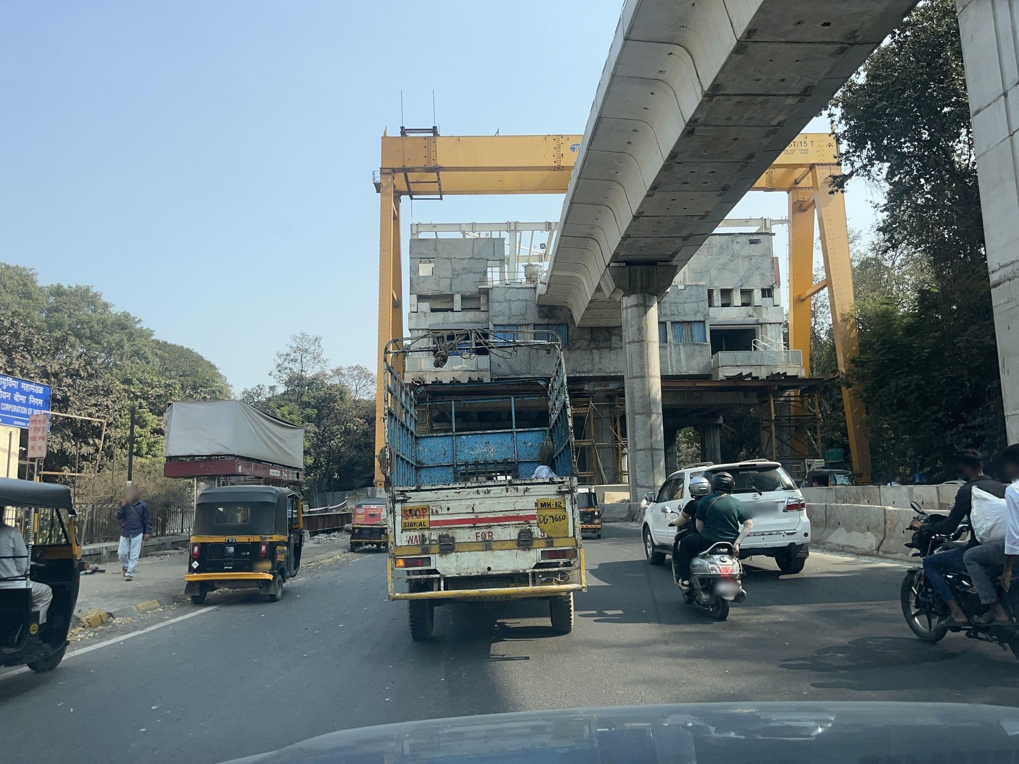 Street view near Comfort Service Apartment (Shivaji Nagar), Shivaji Nagar — © Absawant (CC BY-SA · Mapillary)