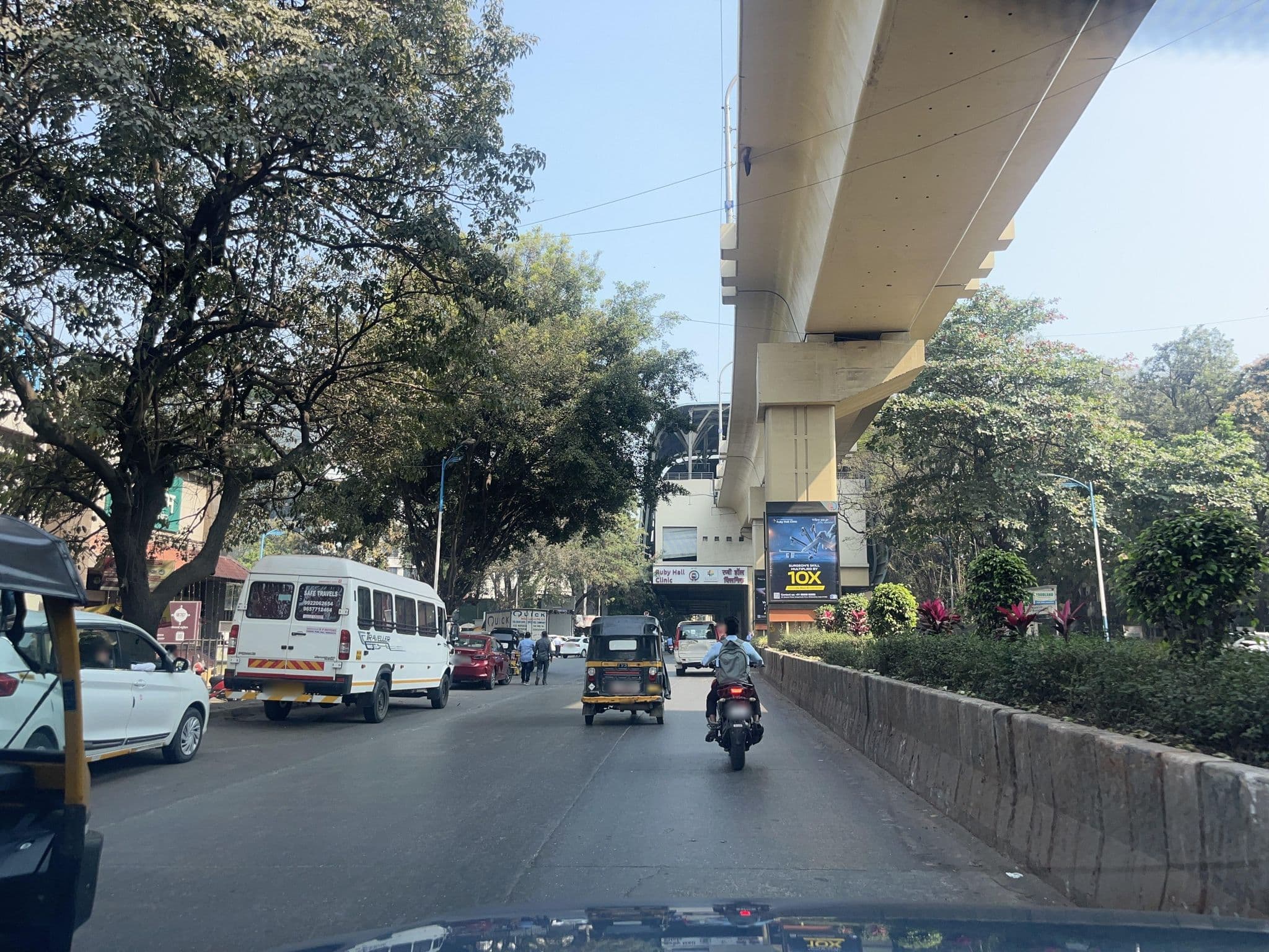 Street view near Crown Plaza, Shivaji Nagar — © Absawant (CC BY-SA · Mapillary)