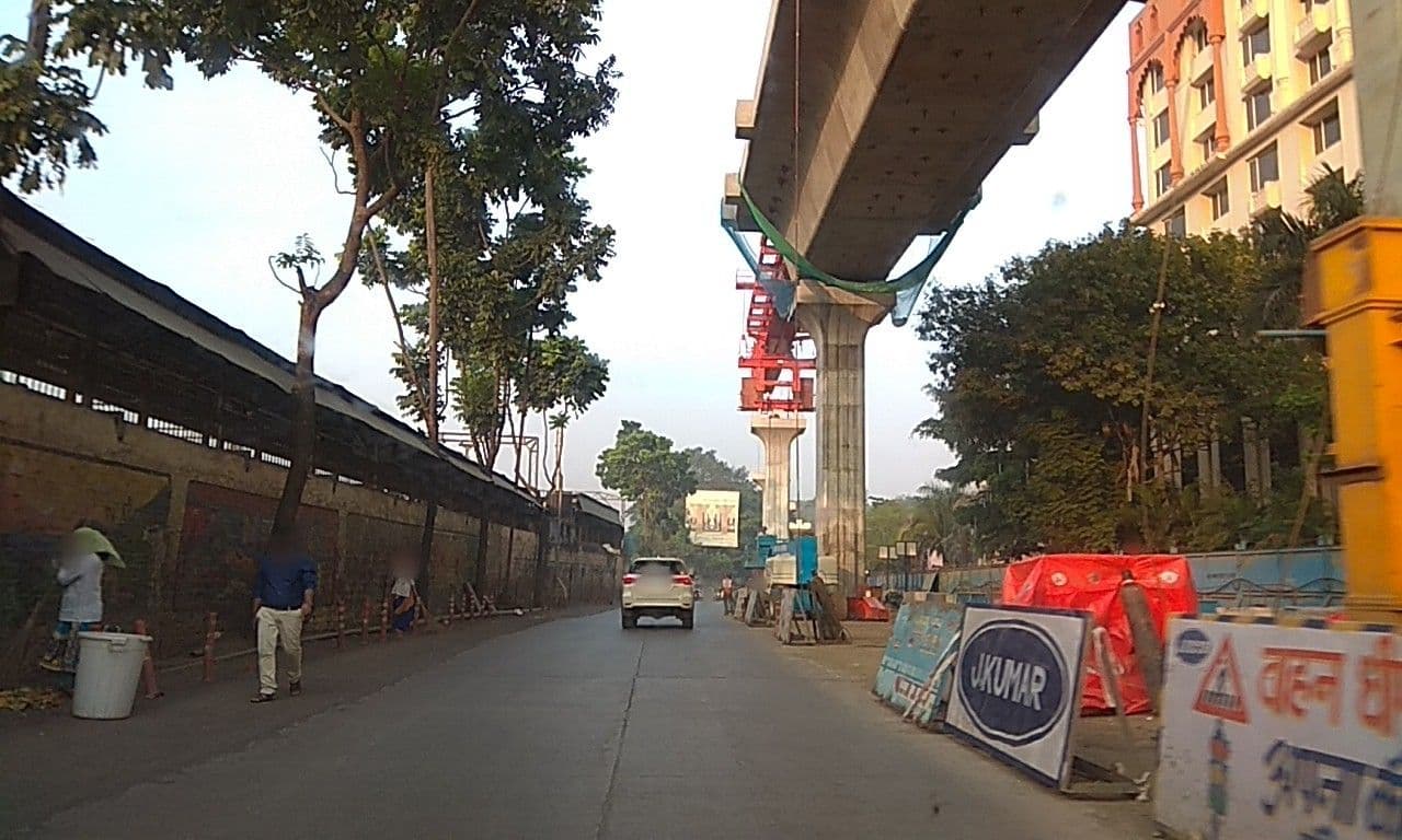Street view near Le Méridien, Shivaji Nagar — © natarajakaveeti (CC BY-SA · Mapillary)