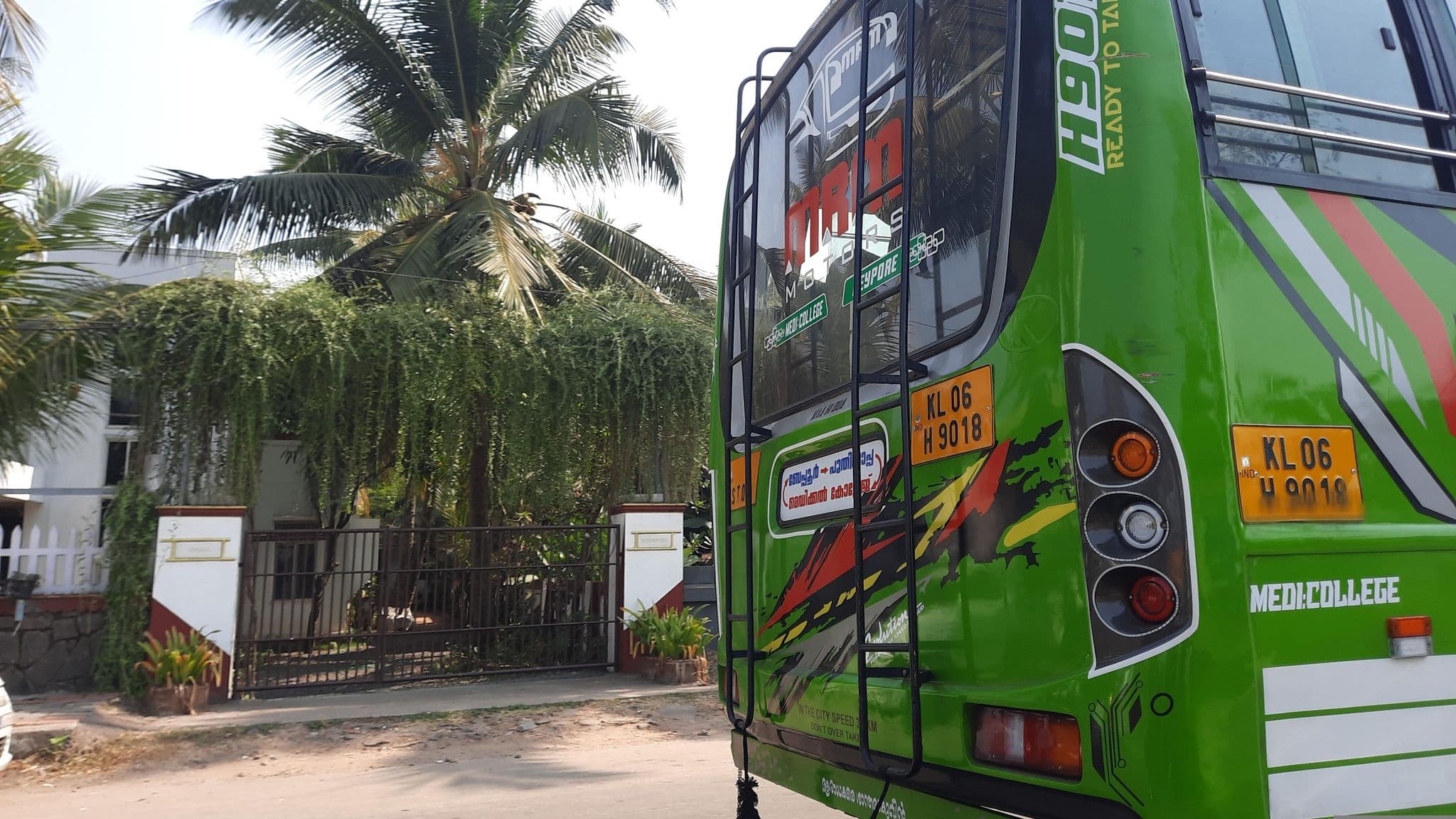 Street view near Tentgram Beach Resort, Kozhikode — © livableurbanism (CC BY-SA · Mapillary)