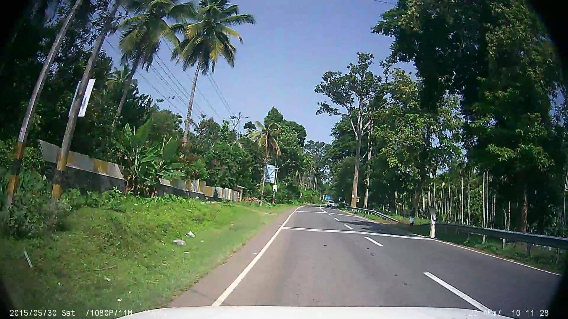 Street view near Sunbird Garden Resort, Kalpatta — © johnichan (CC BY-SA · Mapillary)