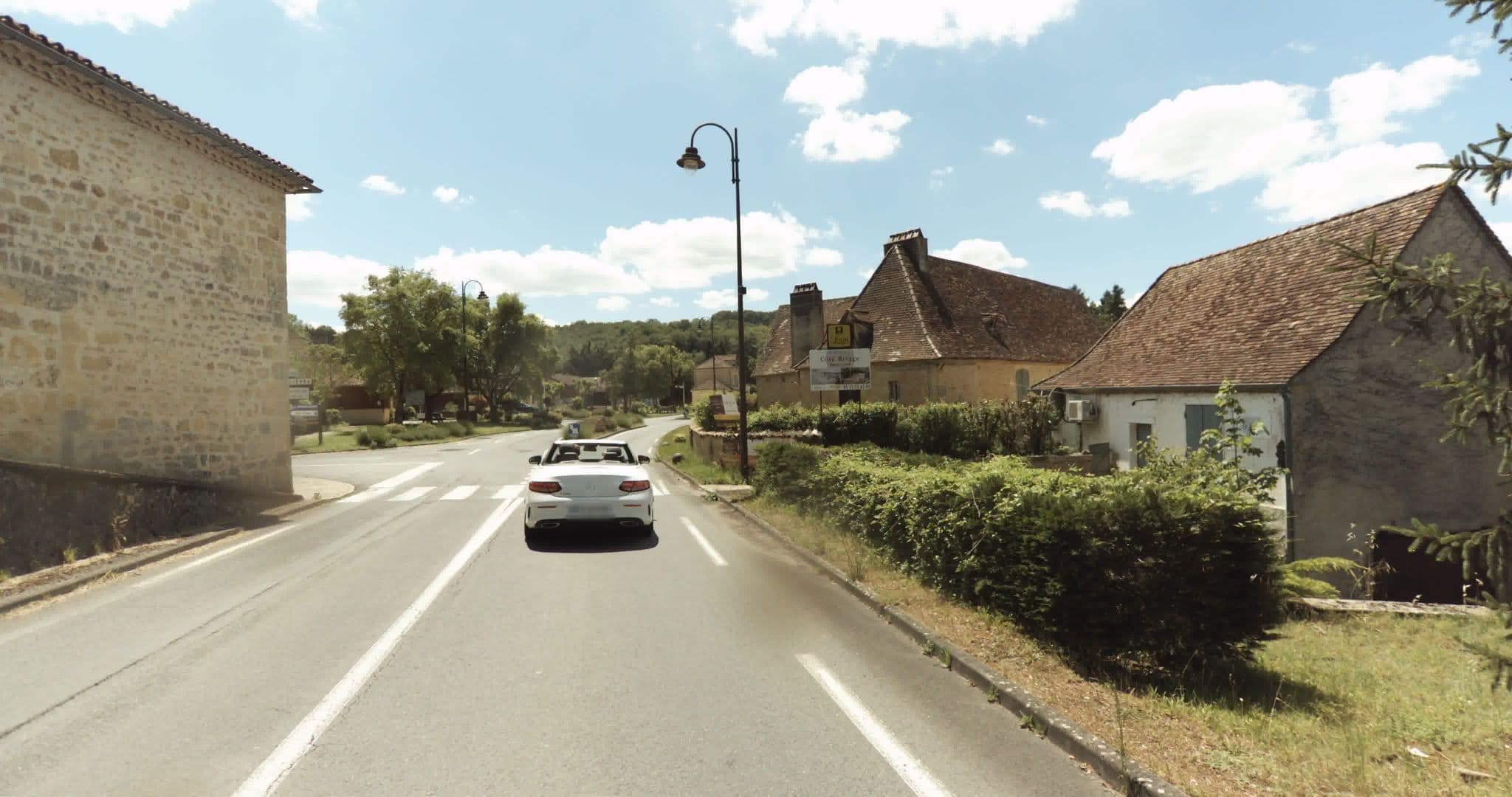 Street view near Côté Rivage, Lalinde — © sogefi (CC BY-SA · Mapillary)