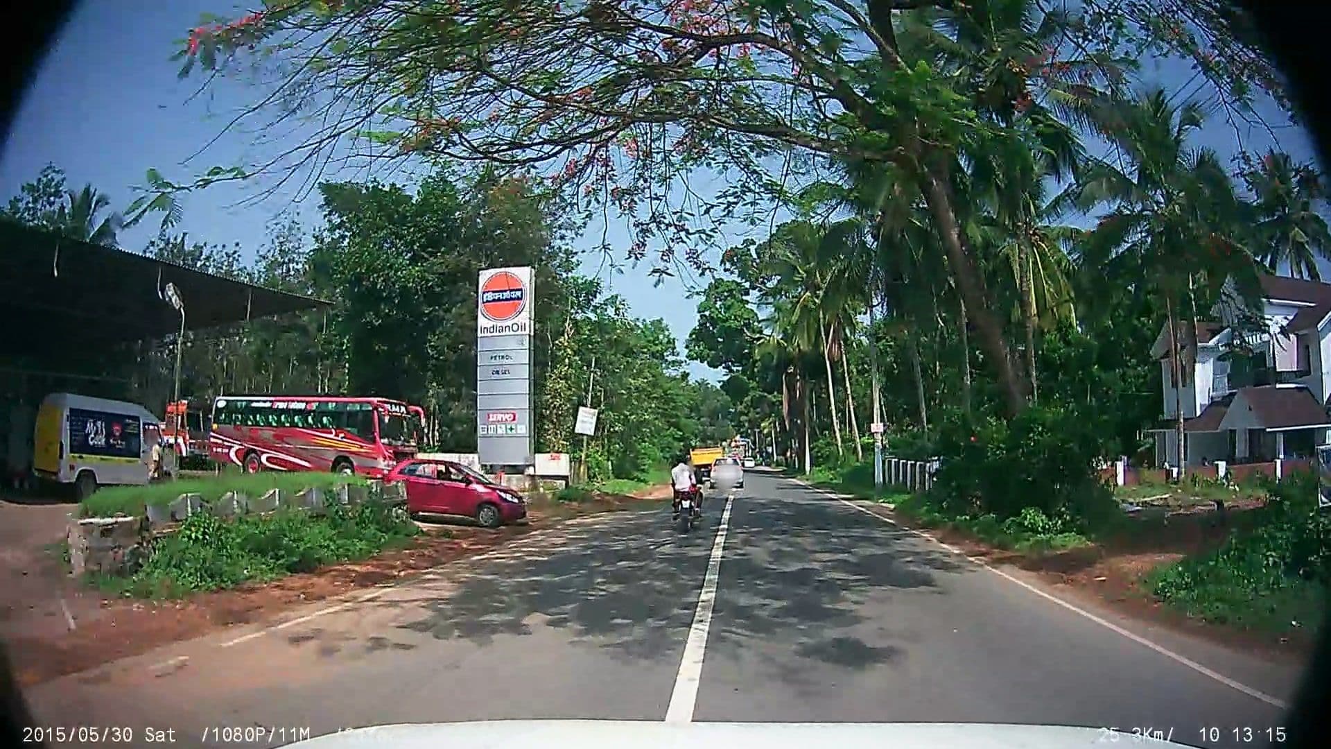 Street view near Wayanad Coffee Mist Resort, Kalpatta — © johnichan (CC BY-SA · Mapillary)