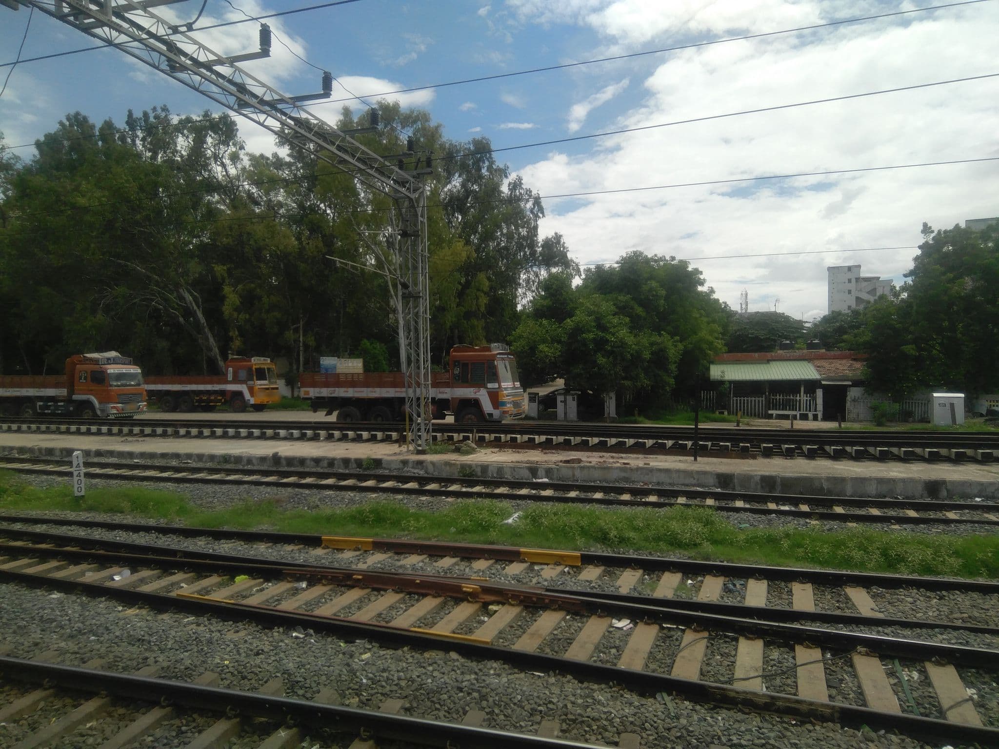 Street view near Hotel SRM, Coimbatore — © naveenmtp (CC BY-SA · Mapillary)