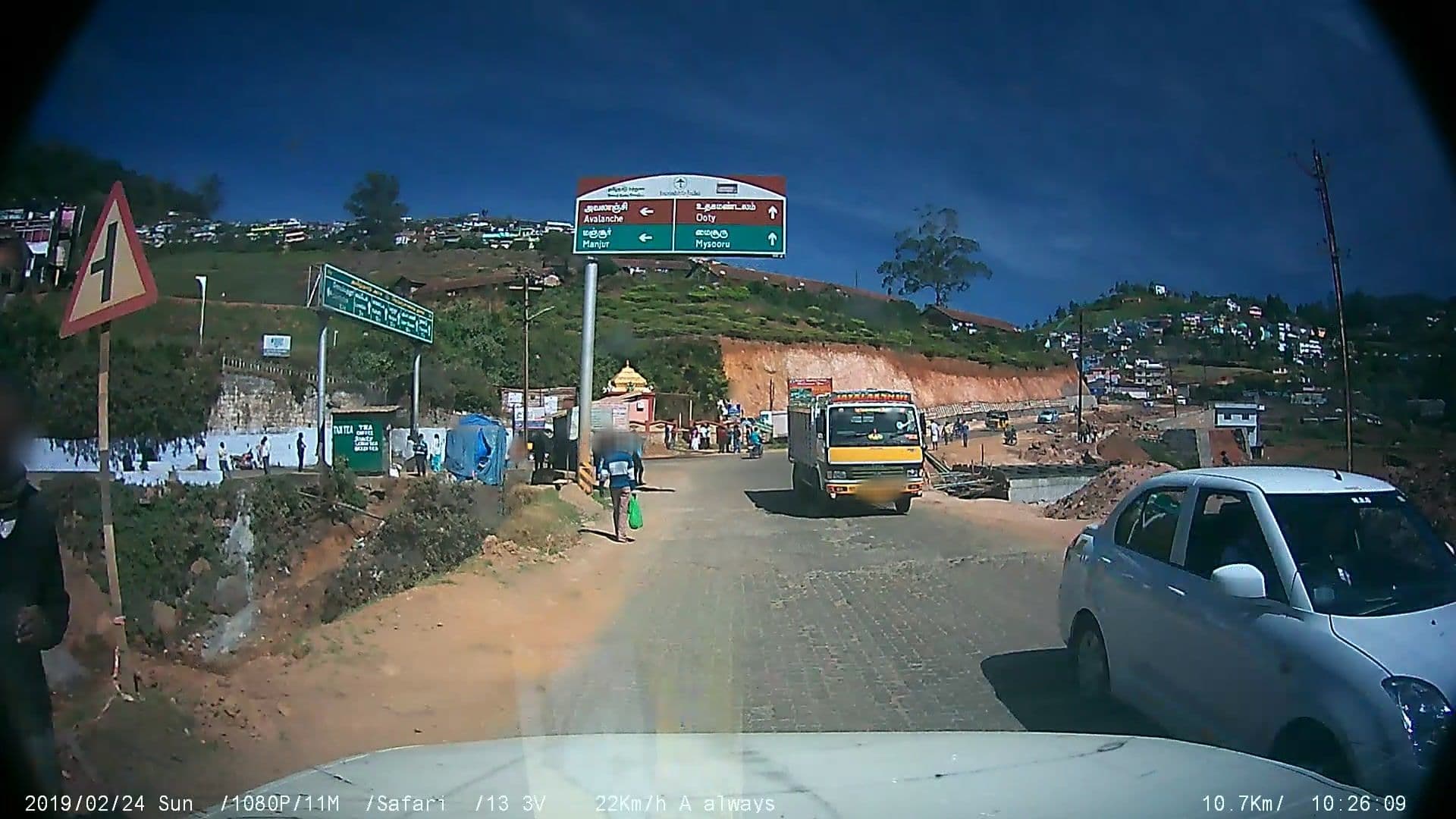 Street view near The Surya Village, Ooty — © johnichan (CC BY-SA · Mapillary)