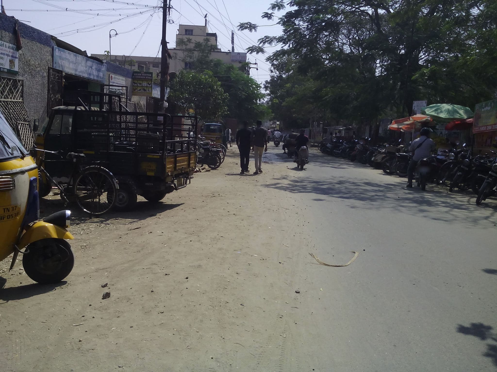 Street view near Hotel Srilakshmi, Coimbatore — © gokulraveendran (CC BY-SA · Mapillary)