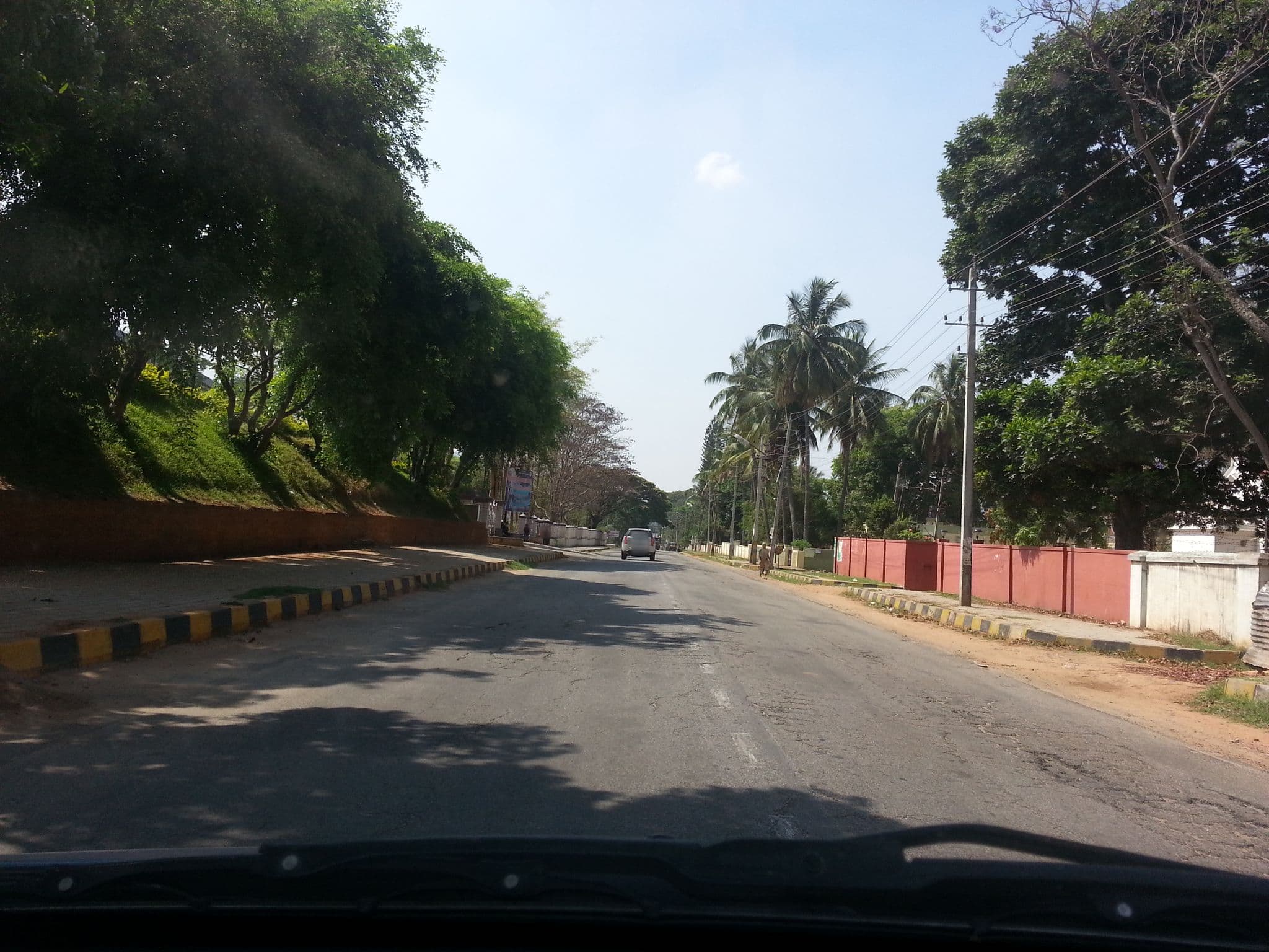 Street view near Villa Park, Mysuru — © ruth (CC BY-SA · Mapillary)