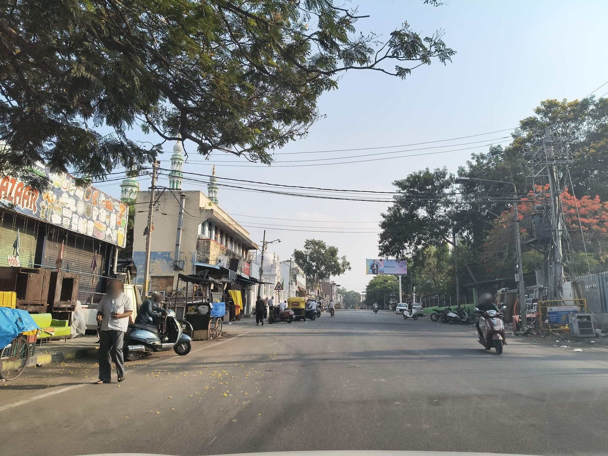 Street view near Hotel Aliya Tandoor, Mysuru — © ph4ni (CC BY-SA · Mapillary)