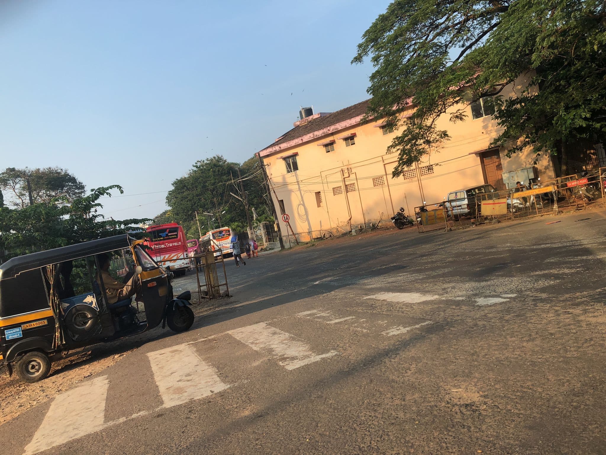 Street view near Airlines Boarding and Lodging, Mangaluru — © livableurbanism (CC BY-SA · Mapillary)