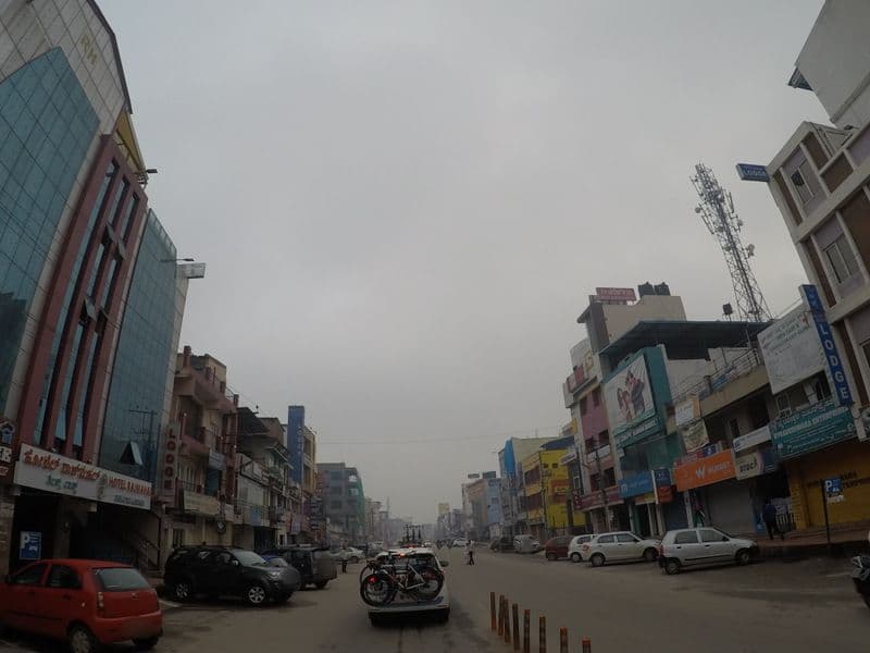 Street view near RajMahal Hotel, Chikmagalūr — © deepak_bicycle (CC BY-SA · Mapillary)