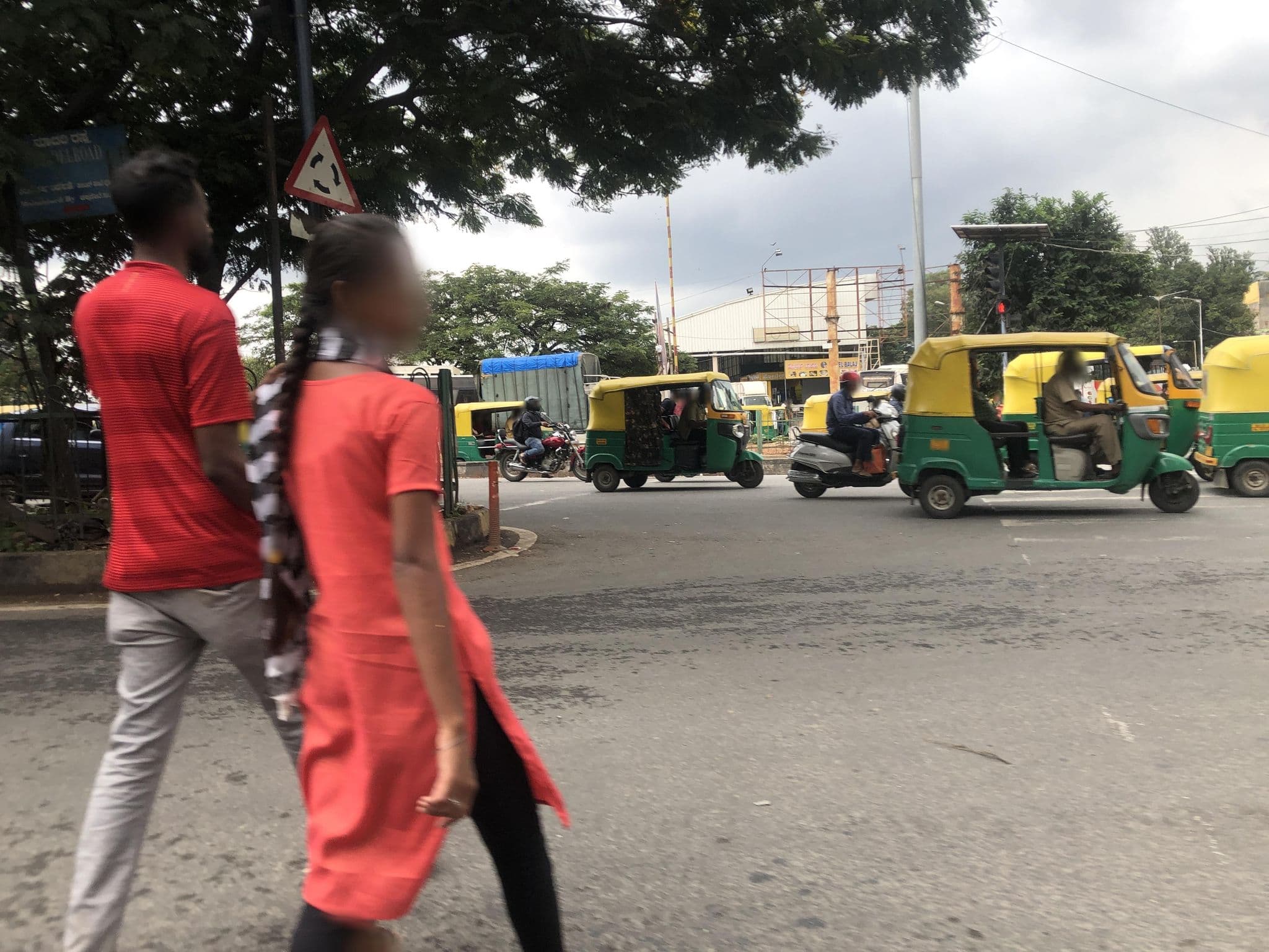 Street view near City Centre Hotel, Bengaluru — © olily (CC BY-SA · Mapillary)