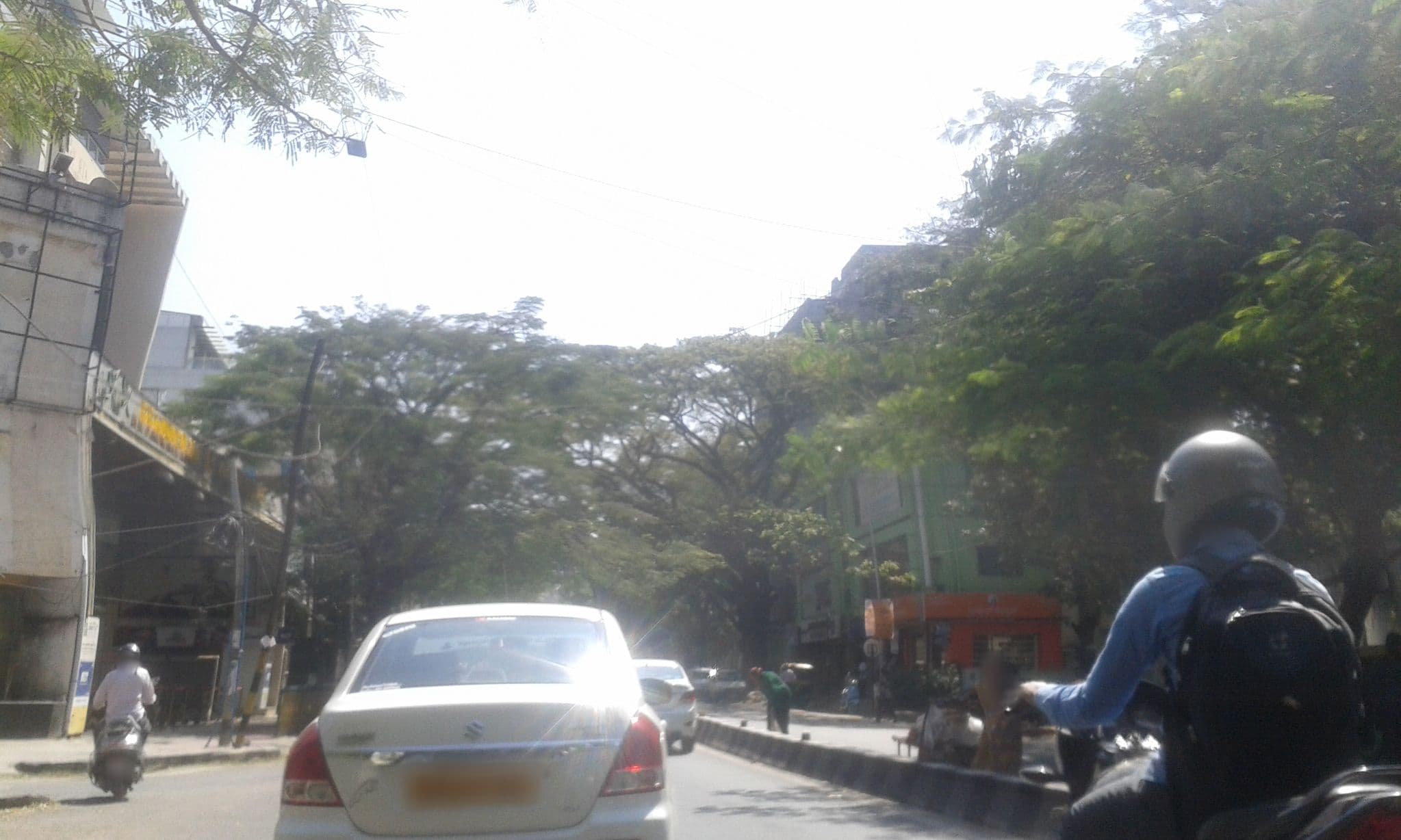 Street view near The Presidents Hotel, Bengaluru — © yogi (CC BY-SA · Mapillary)