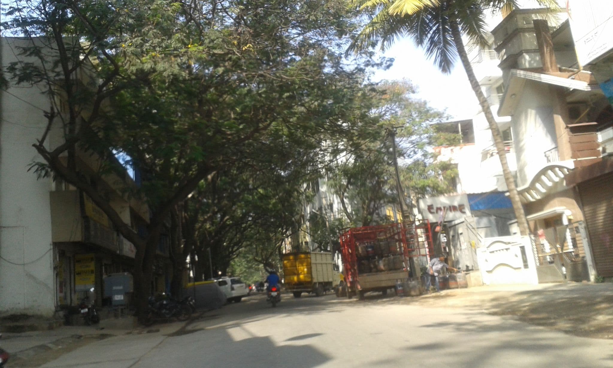 Street view near The Centreal, Bengaluru — © yogi (CC BY-SA · Mapillary)