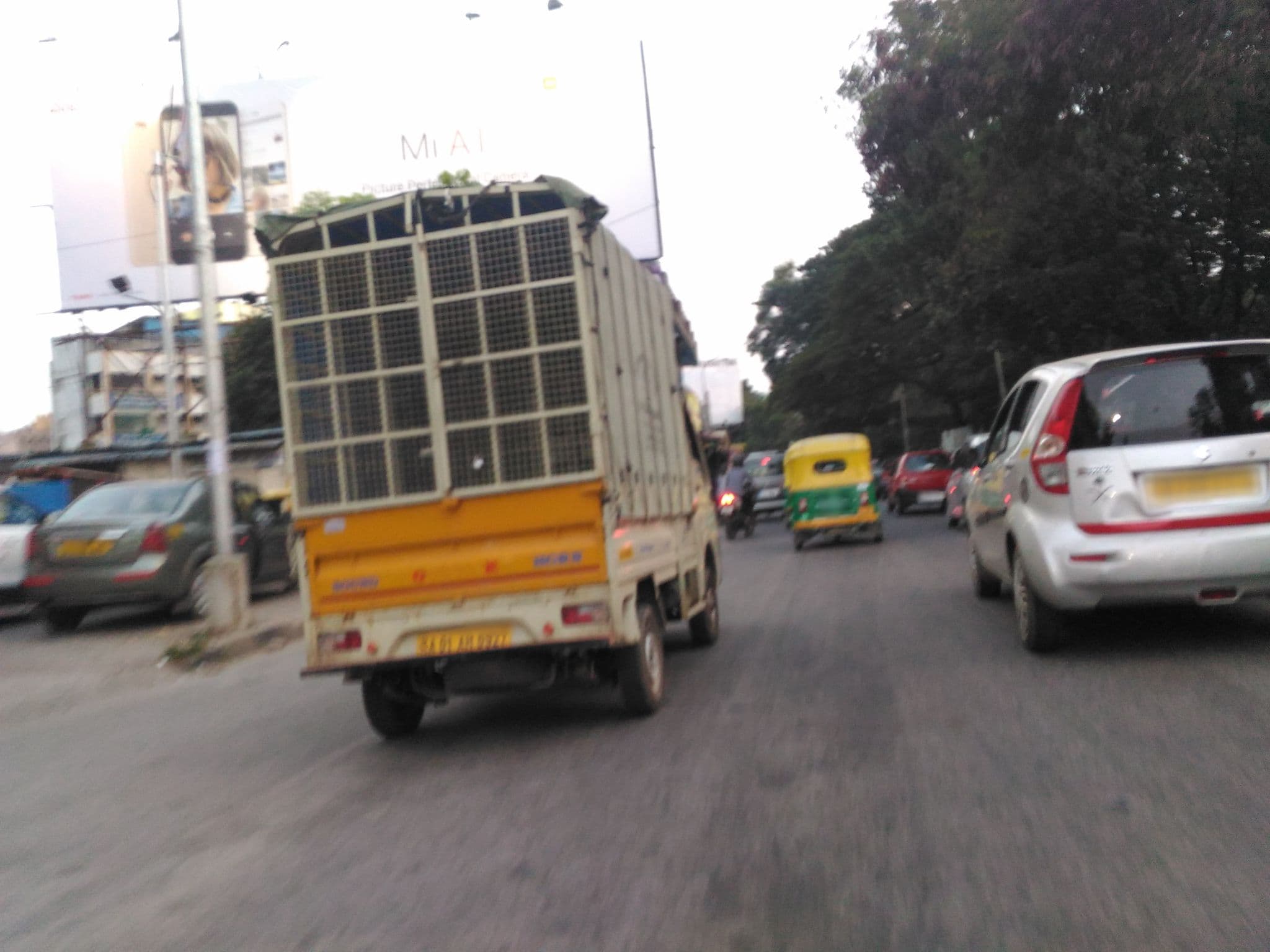 Street view near Hotel VT Paradise, Bengaluru — © yogi (CC BY-SA · Mapillary)