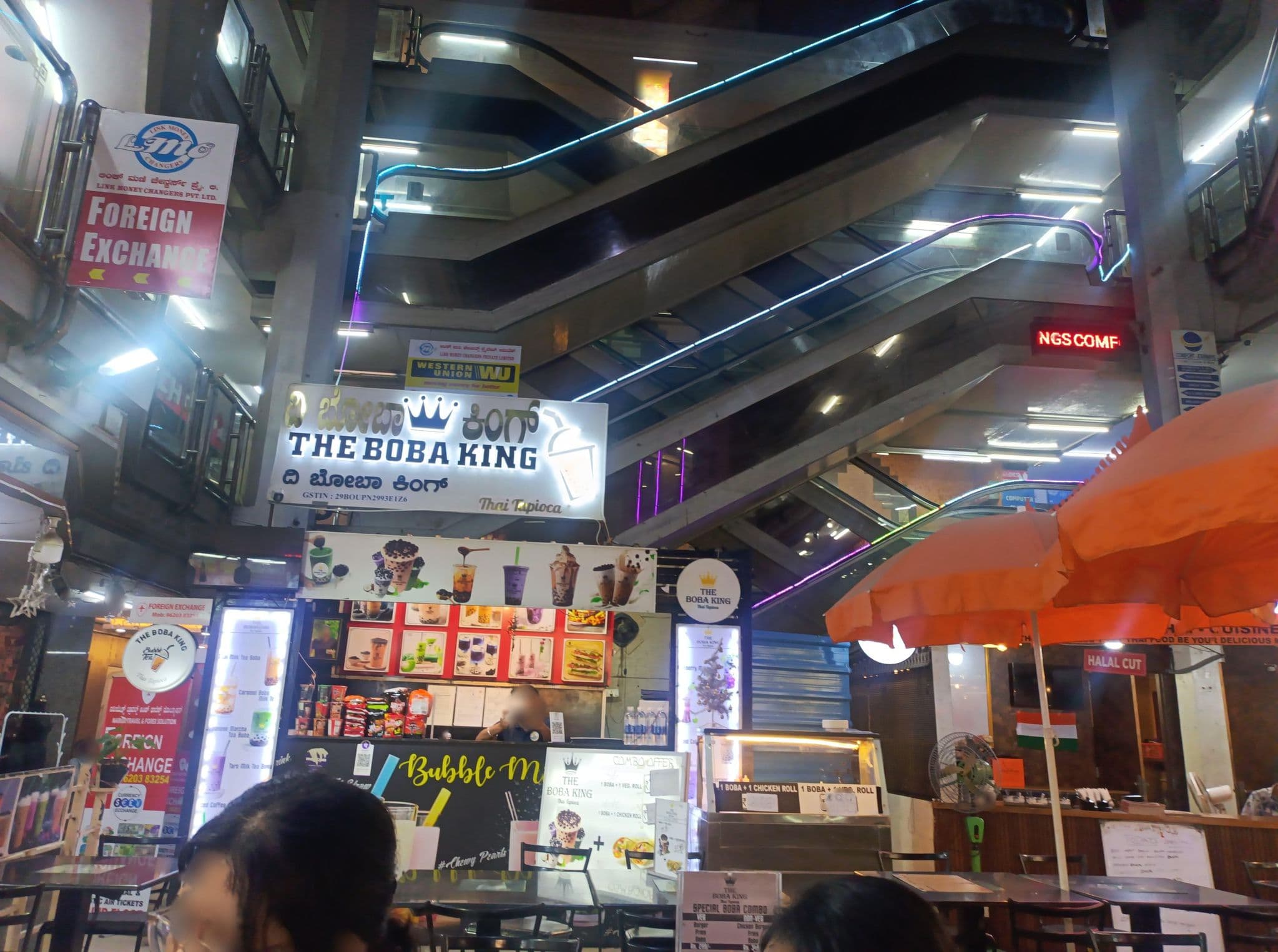 Street view near Oyo Rooms, Bengaluru — © keswanimegha (CC BY-SA · Mapillary)