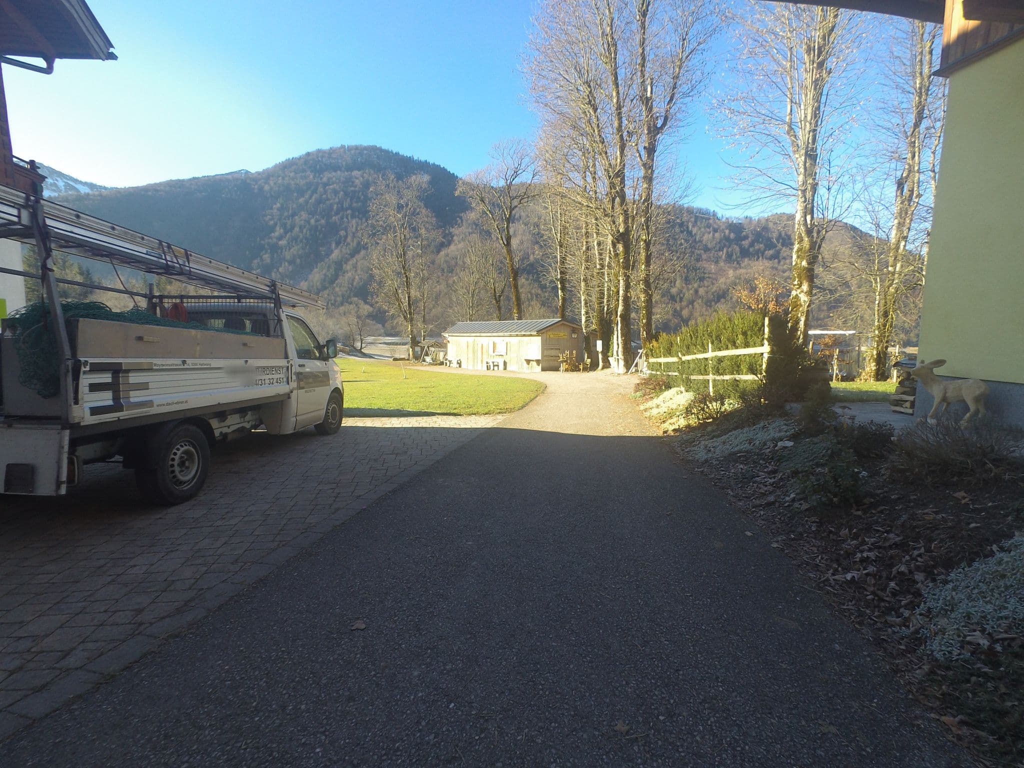 Street view near Haus Hirschpoint, Fuschl am See — © schermy_at (CC BY-SA · Mapillary)